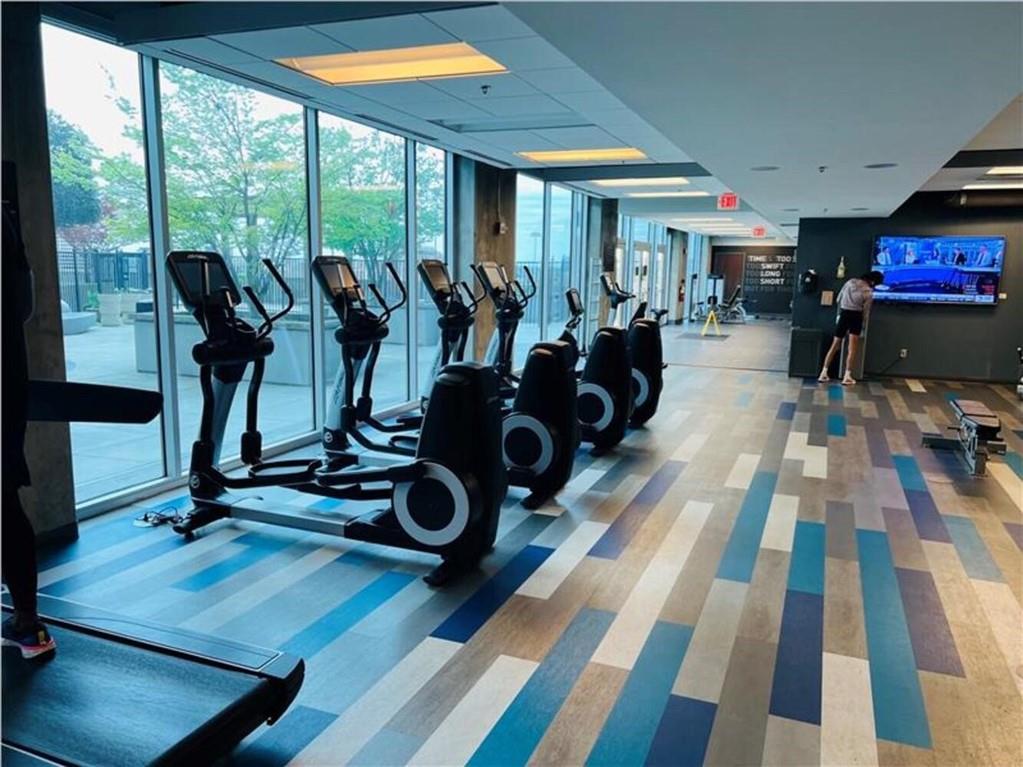 400 W Peachtree Street NW Unit 3910