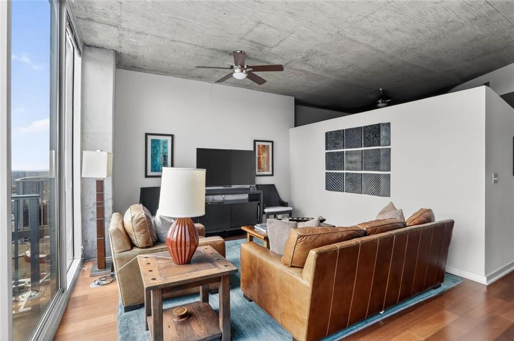 400 W Peachtree Street NW Unit 3910