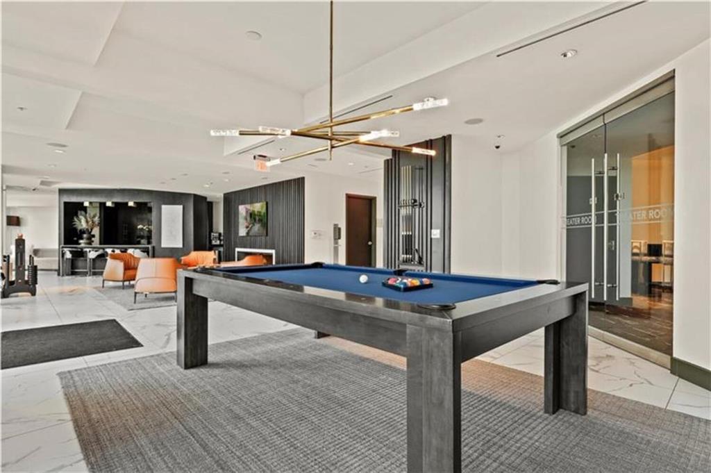 400 W Peachtree Street NW Unit 3910