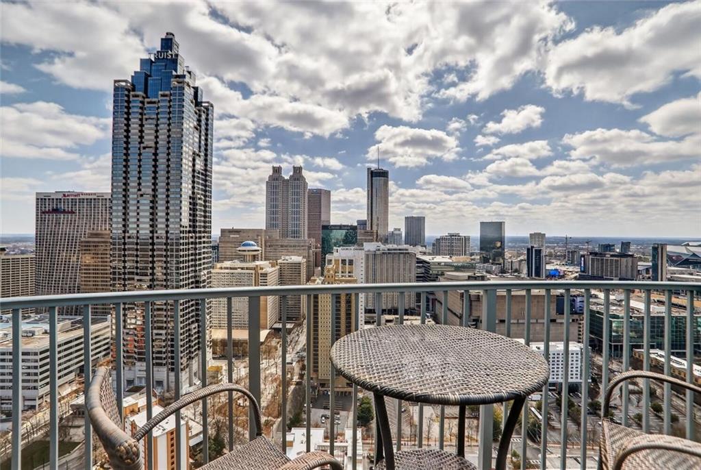 400 W Peachtree Street NW Unit 3910