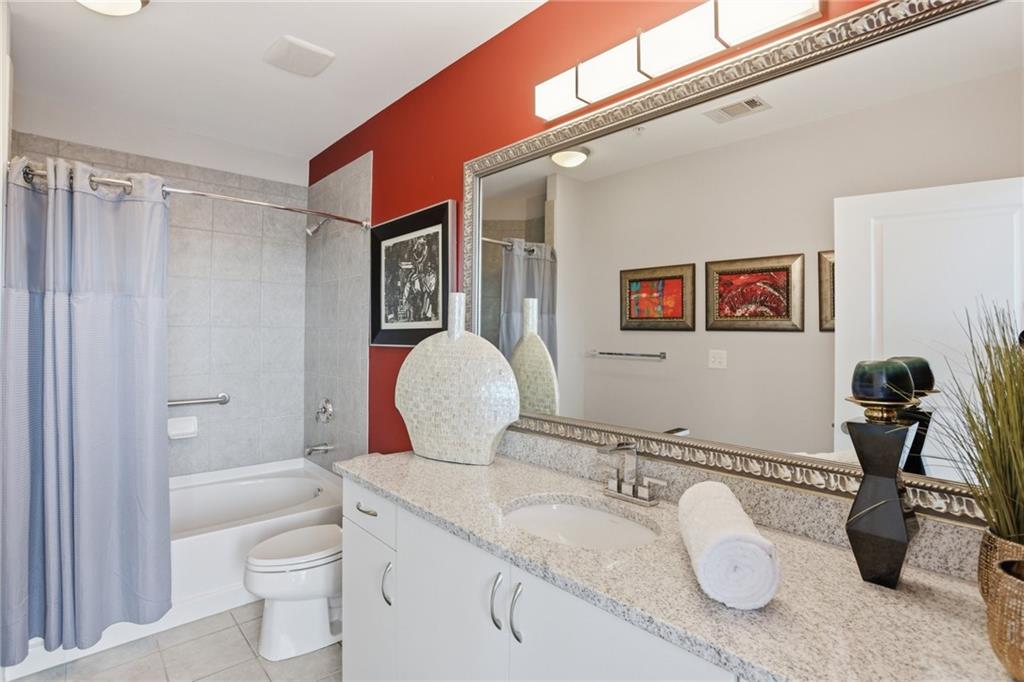 400 W Peachtree Street NW Unit 3906-7