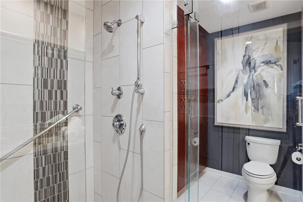 400 W Peachtree Street NW Unit 3906-7