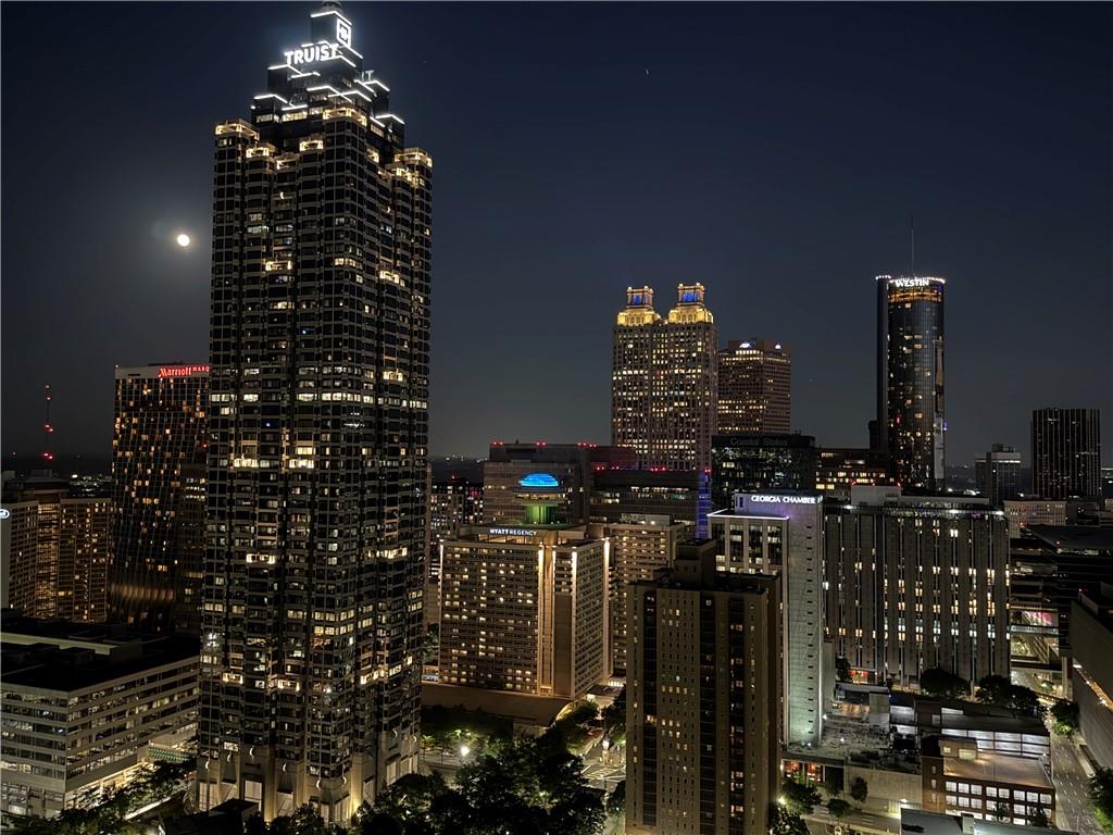 400 W Peachtree Street NW Unit 3906-7
