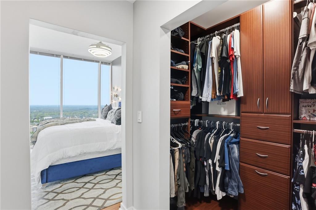 400 W Peachtree Street NW Unit 3906-7