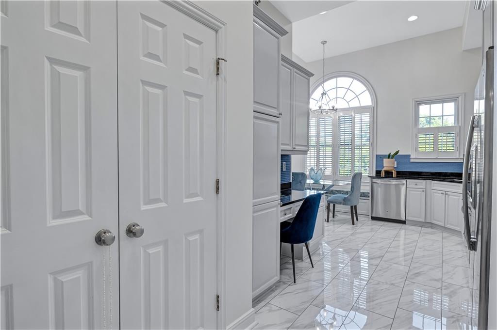 1735 Peachtree Street NE Unit 430
