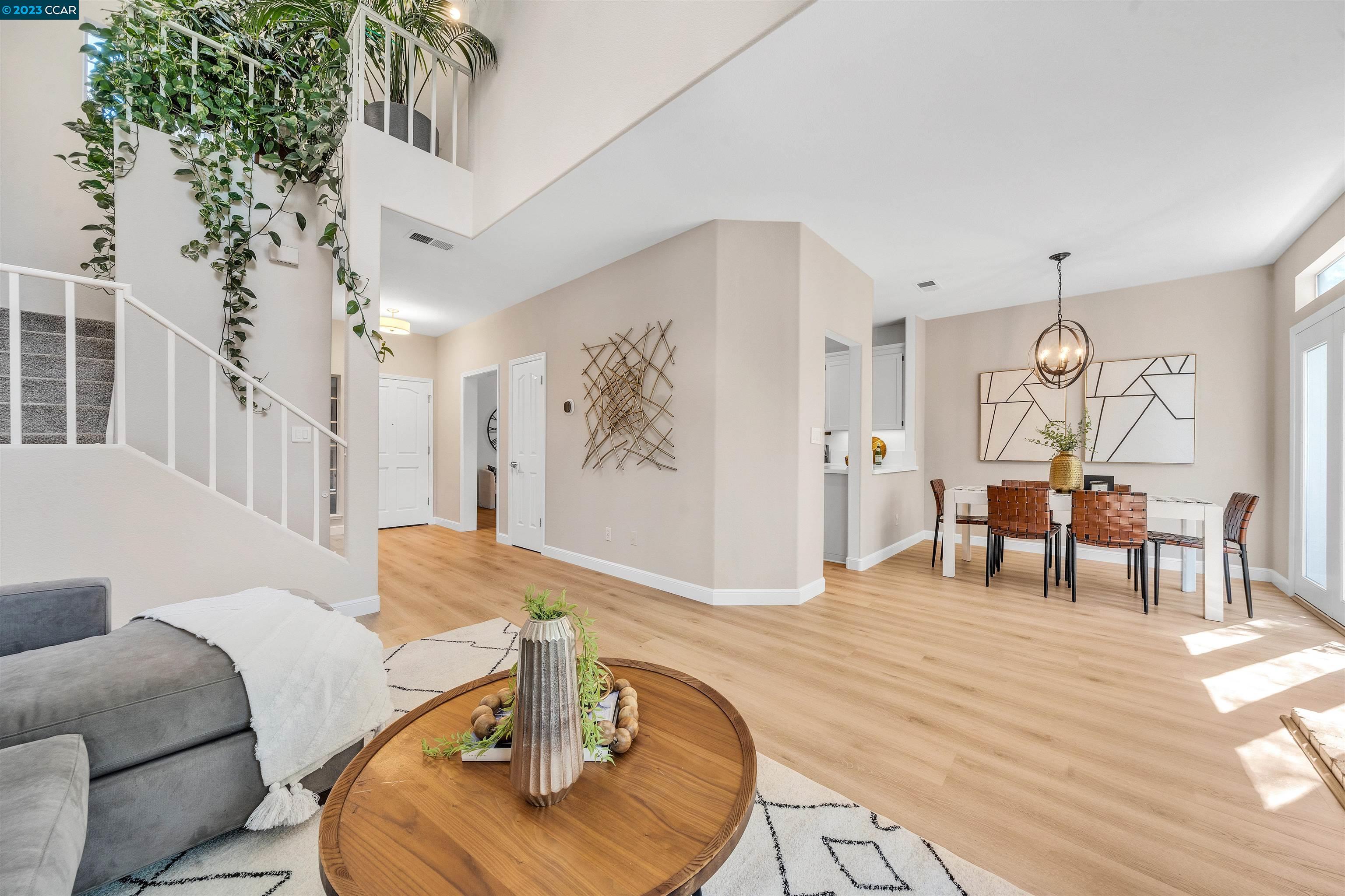 23 Copperfield Ln