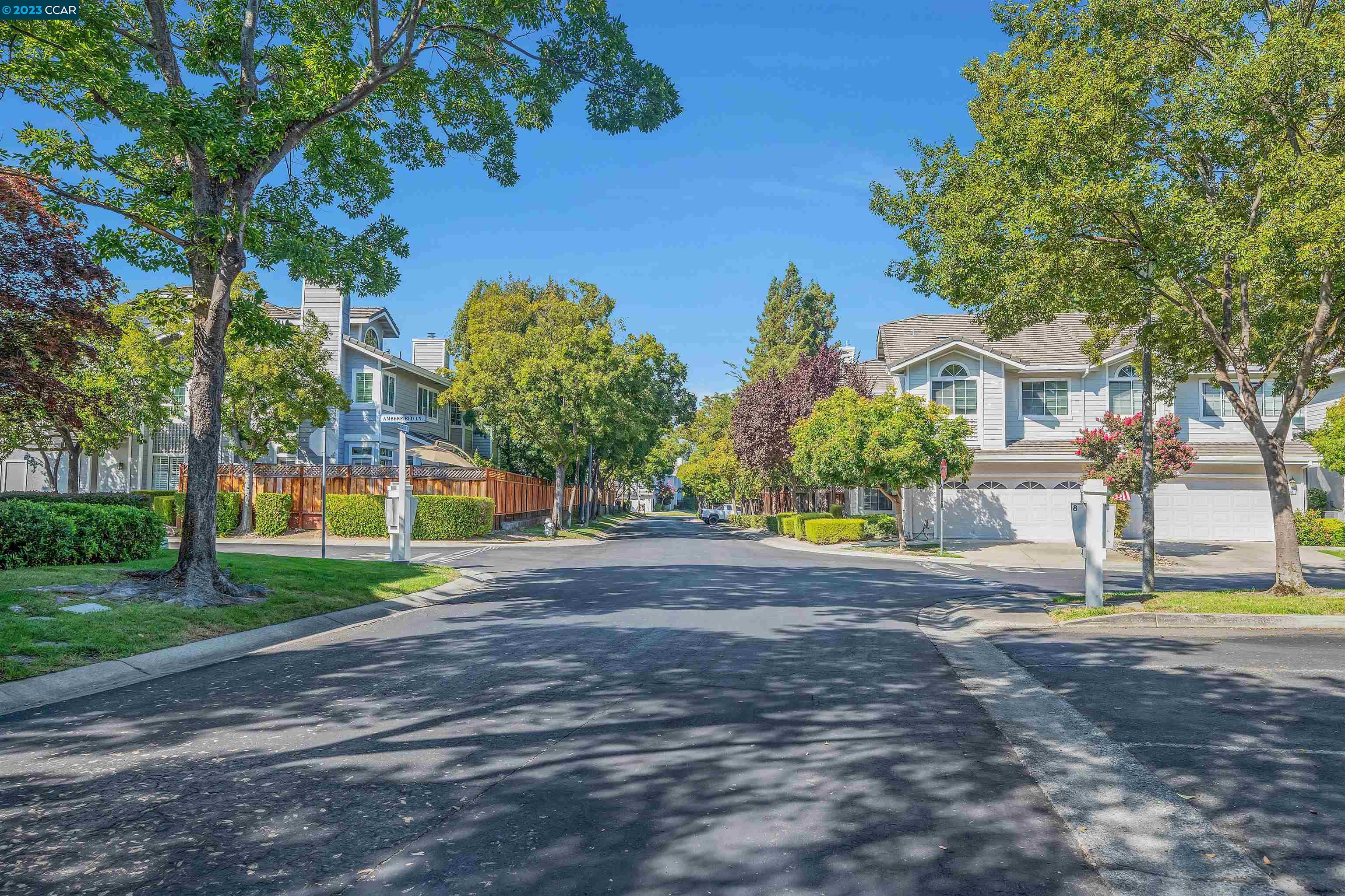 23 Copperfield Ln