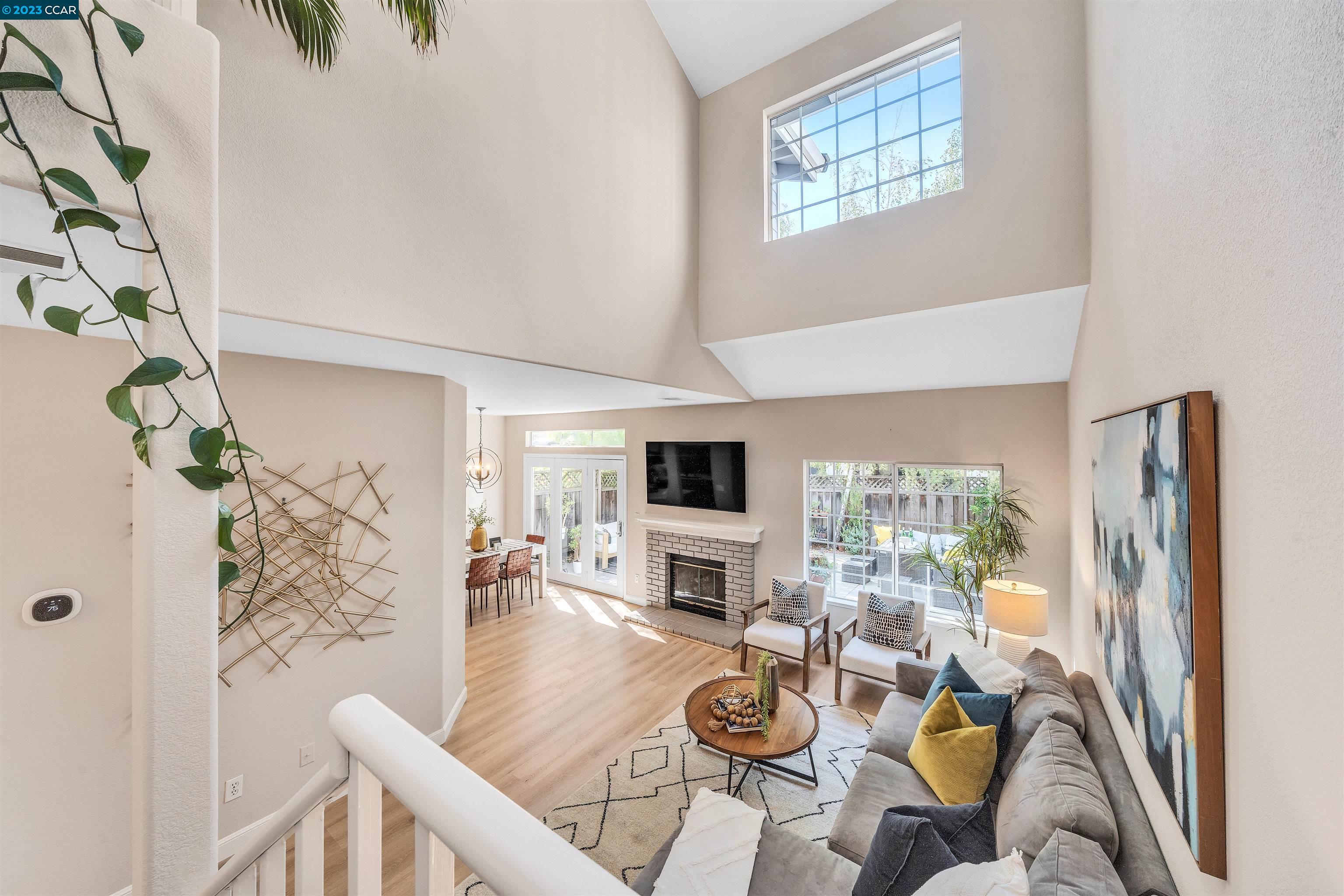 23 Copperfield Ln