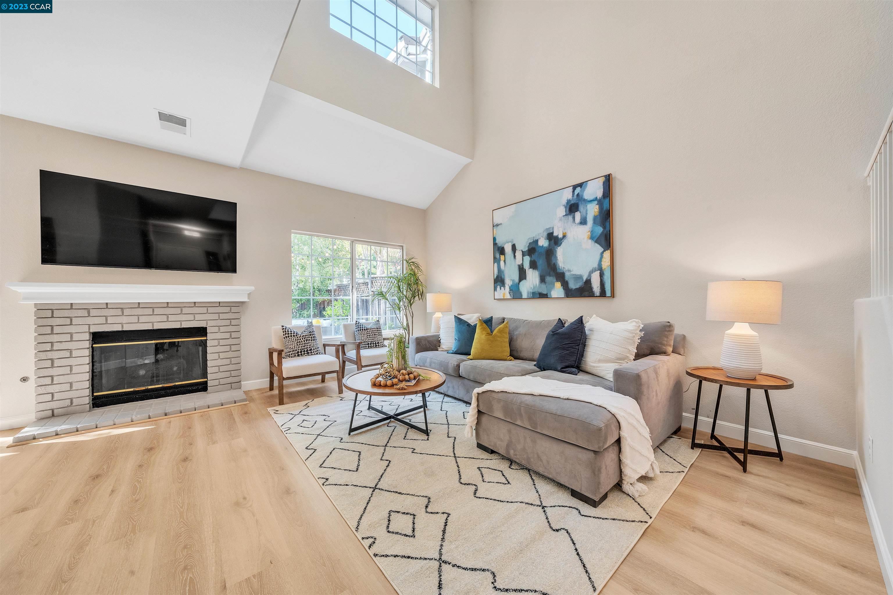 23 Copperfield Ln