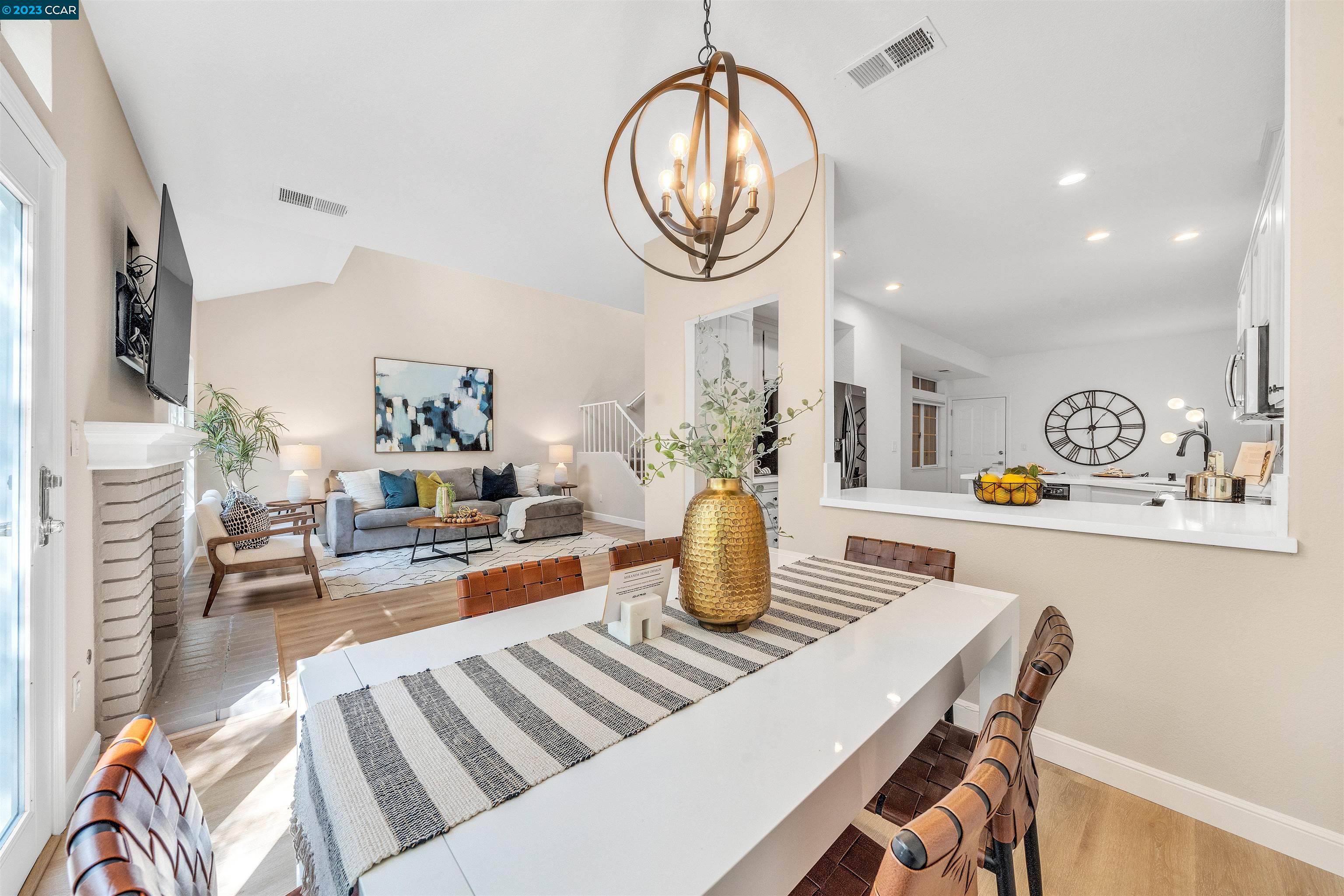 23 Copperfield Ln