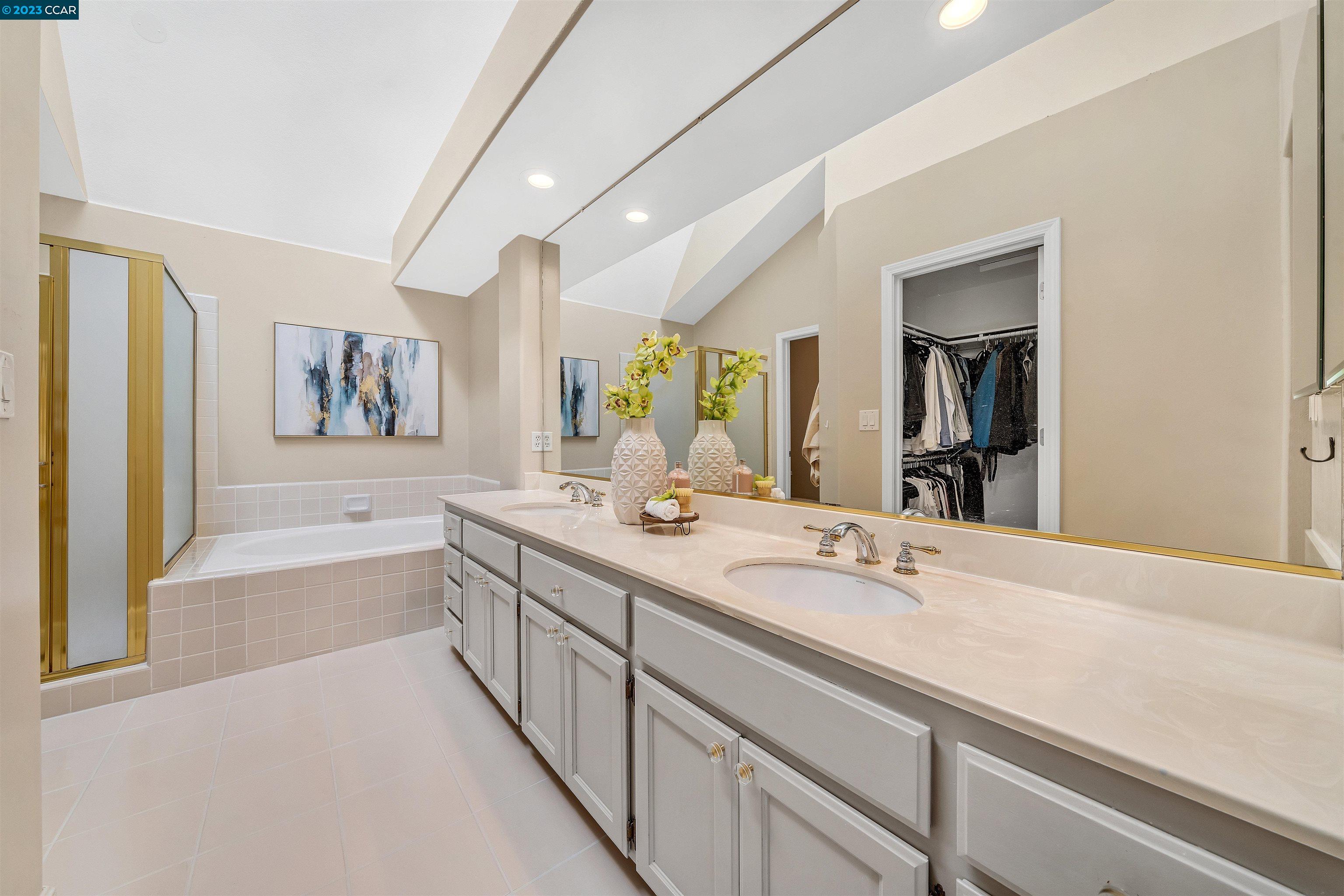 23 Copperfield Ln