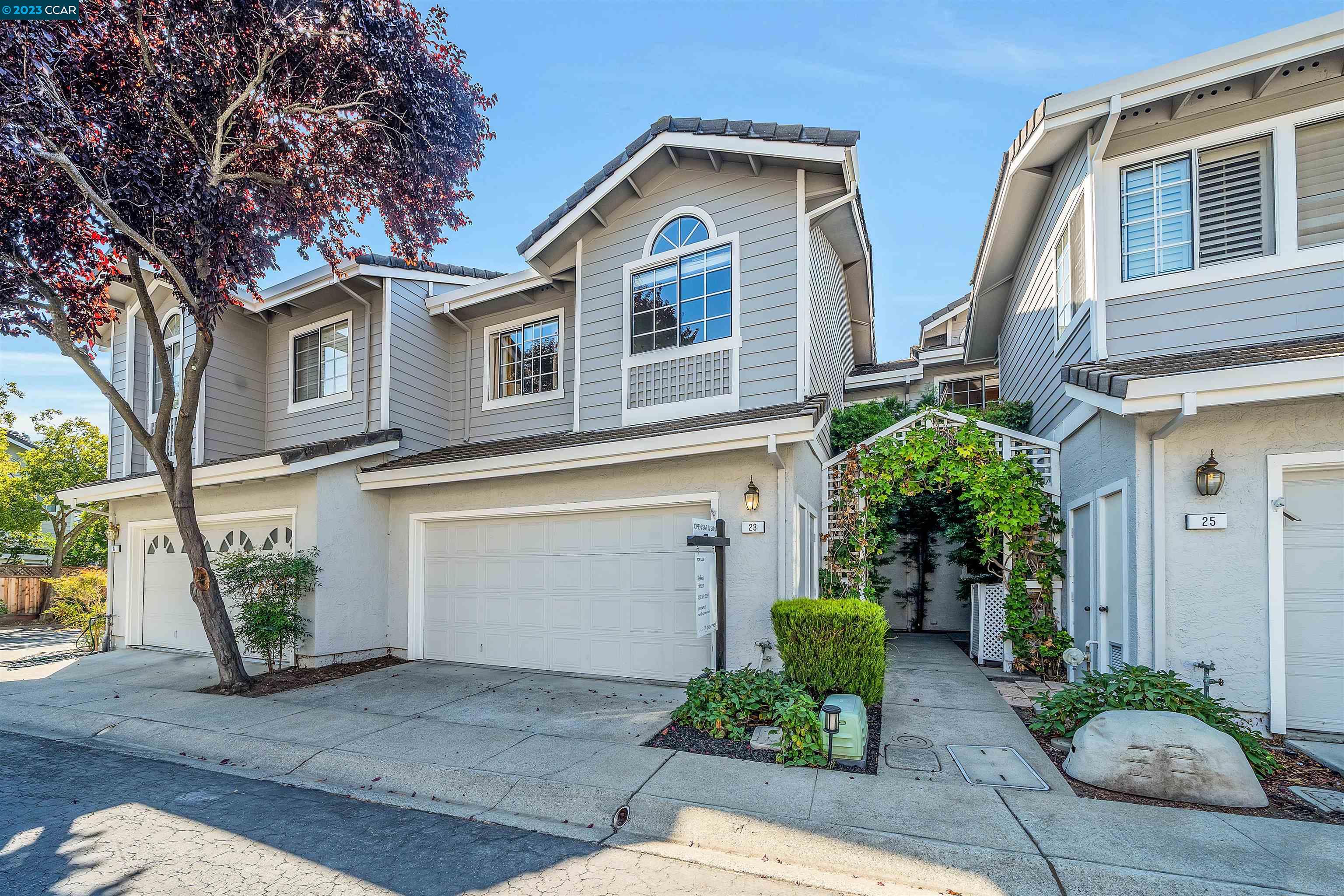 23 Copperfield Ln