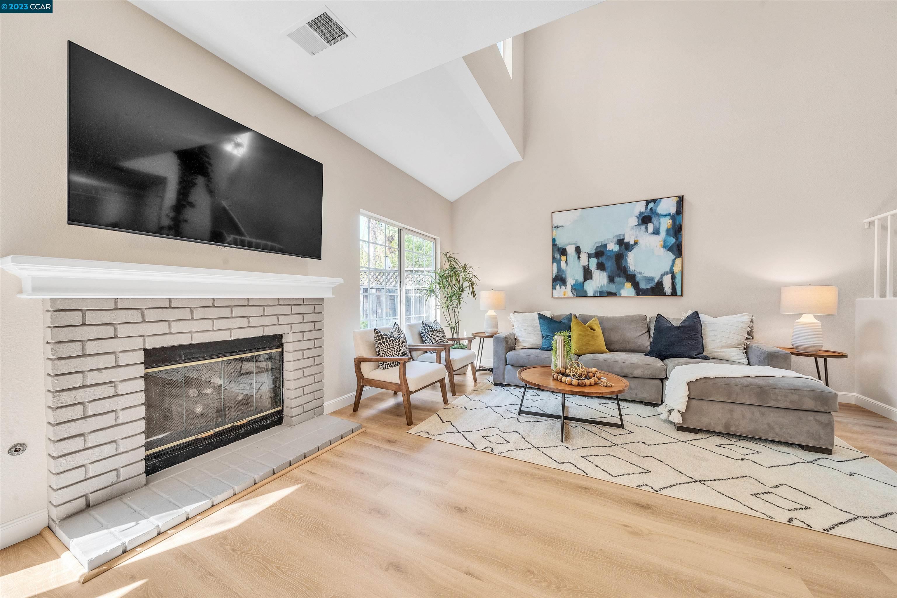 23 Copperfield Ln