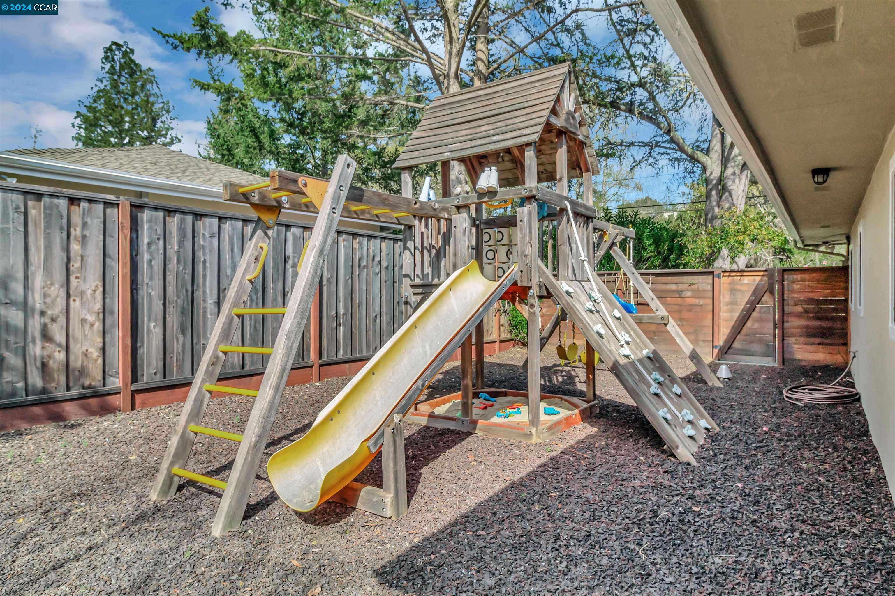 117 Meadow Lane