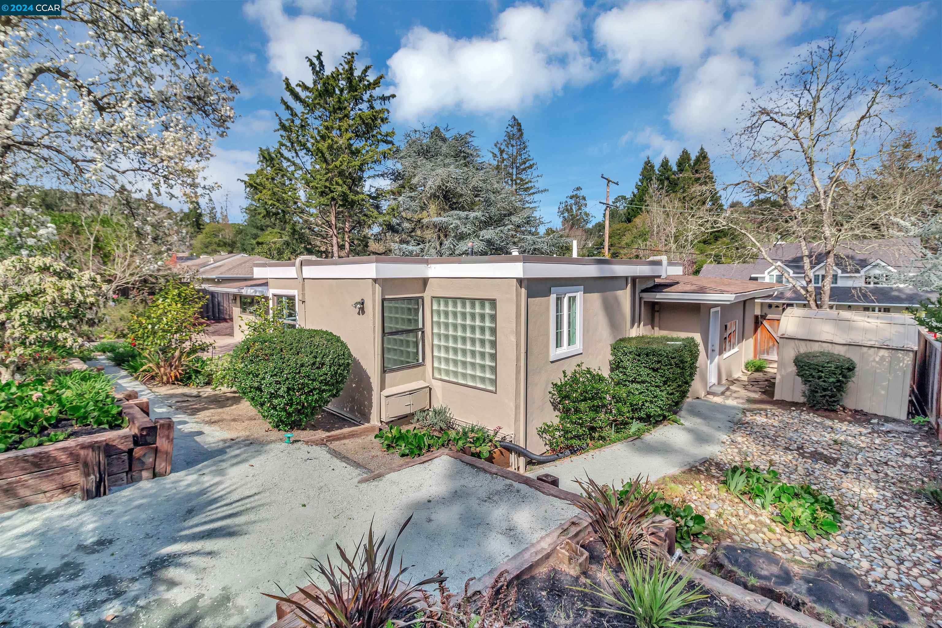 117 Meadow Lane