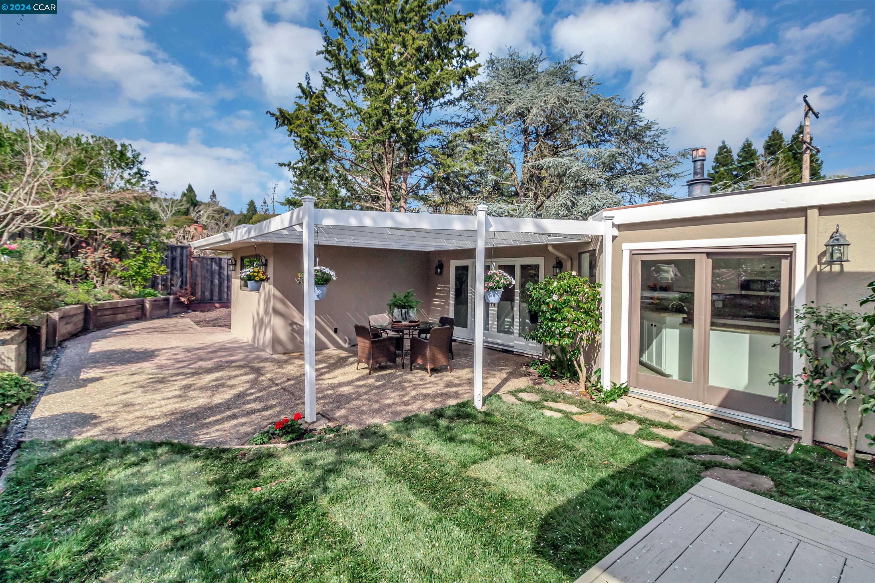 117 Meadow Lane