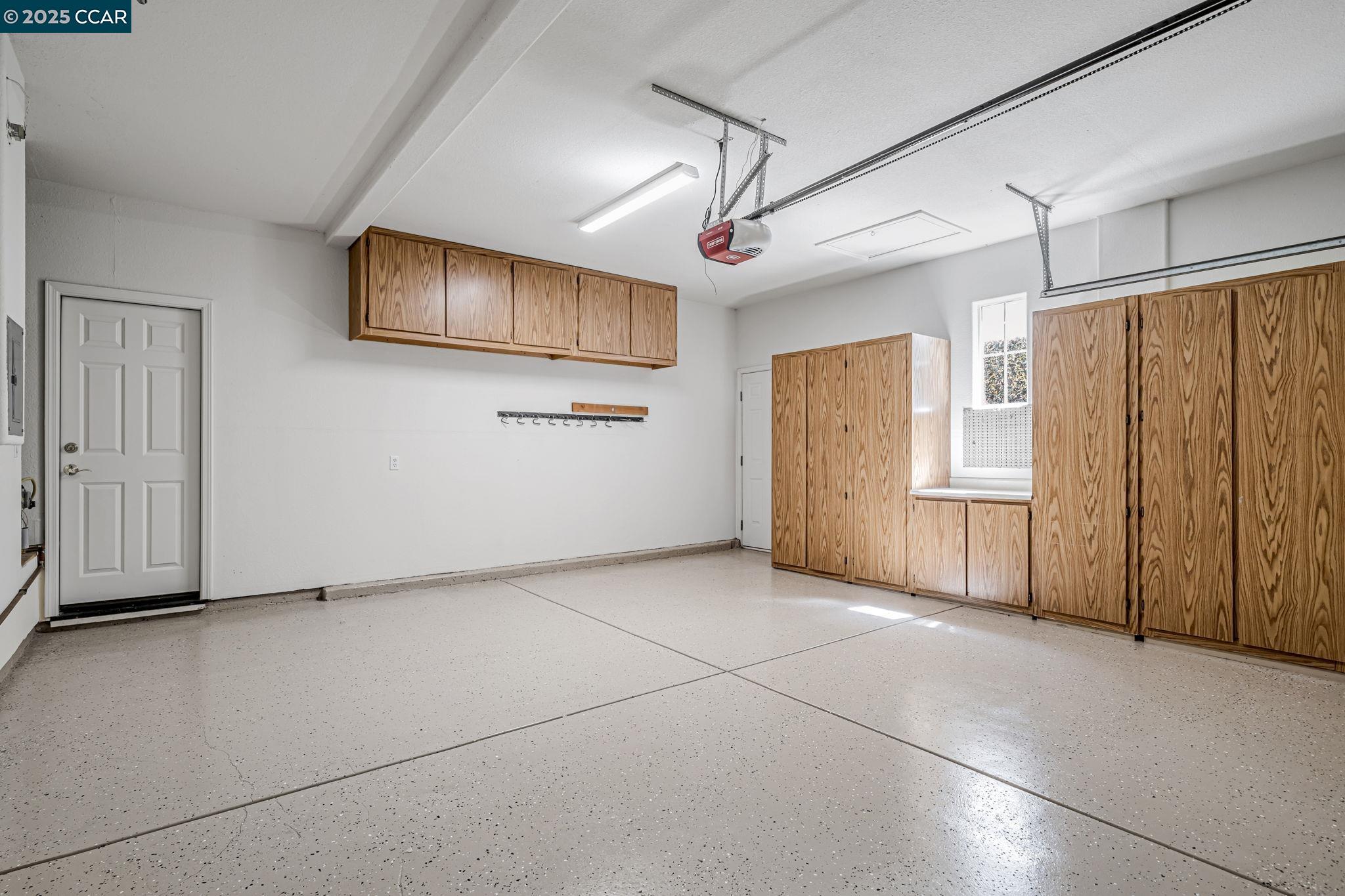 115 Center Ct