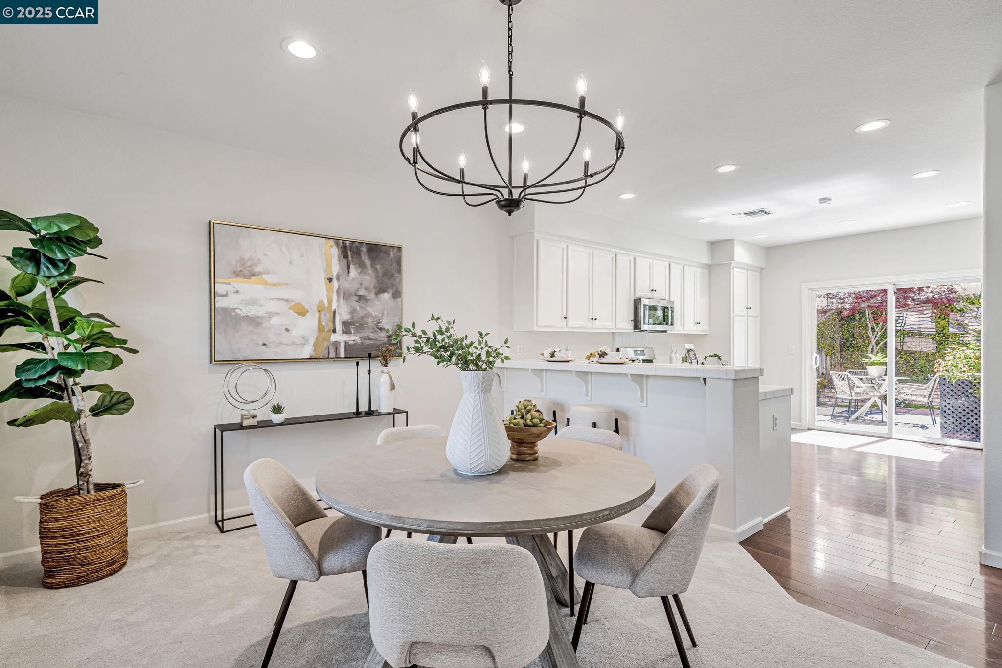 115 Center Ct