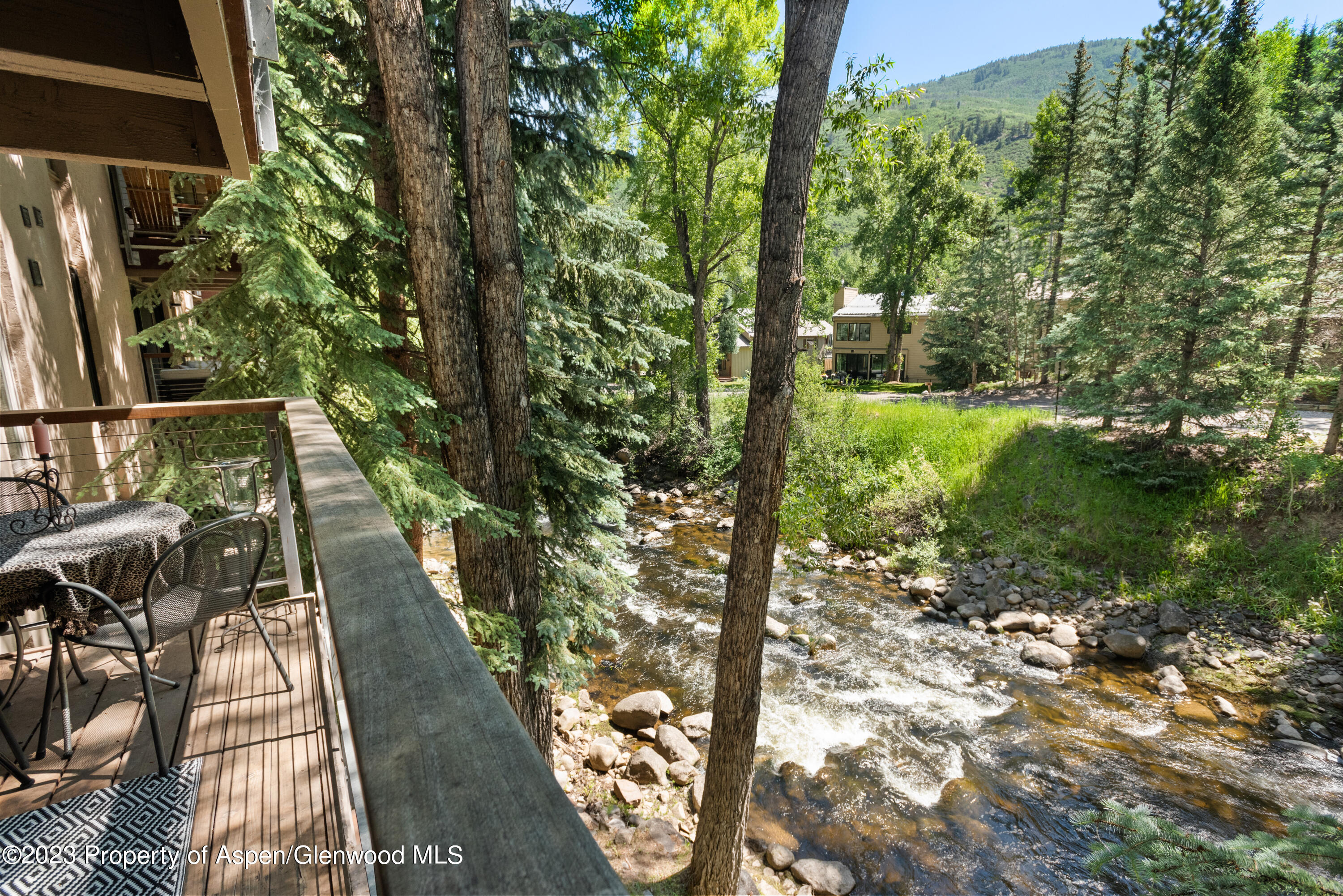 1034 E Cooper Avenue Unit: 10