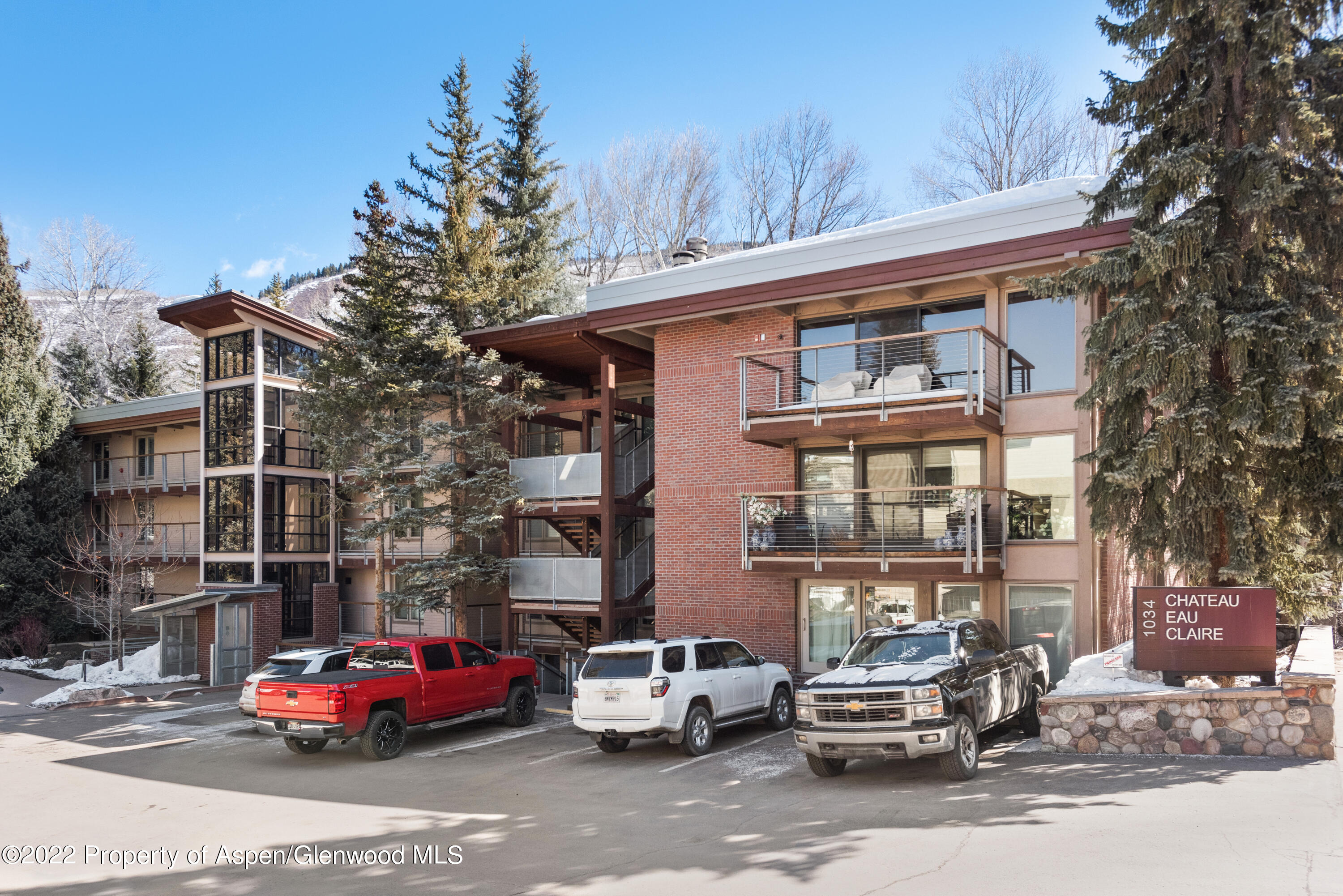 1034 E Cooper Avenue Unit: 10