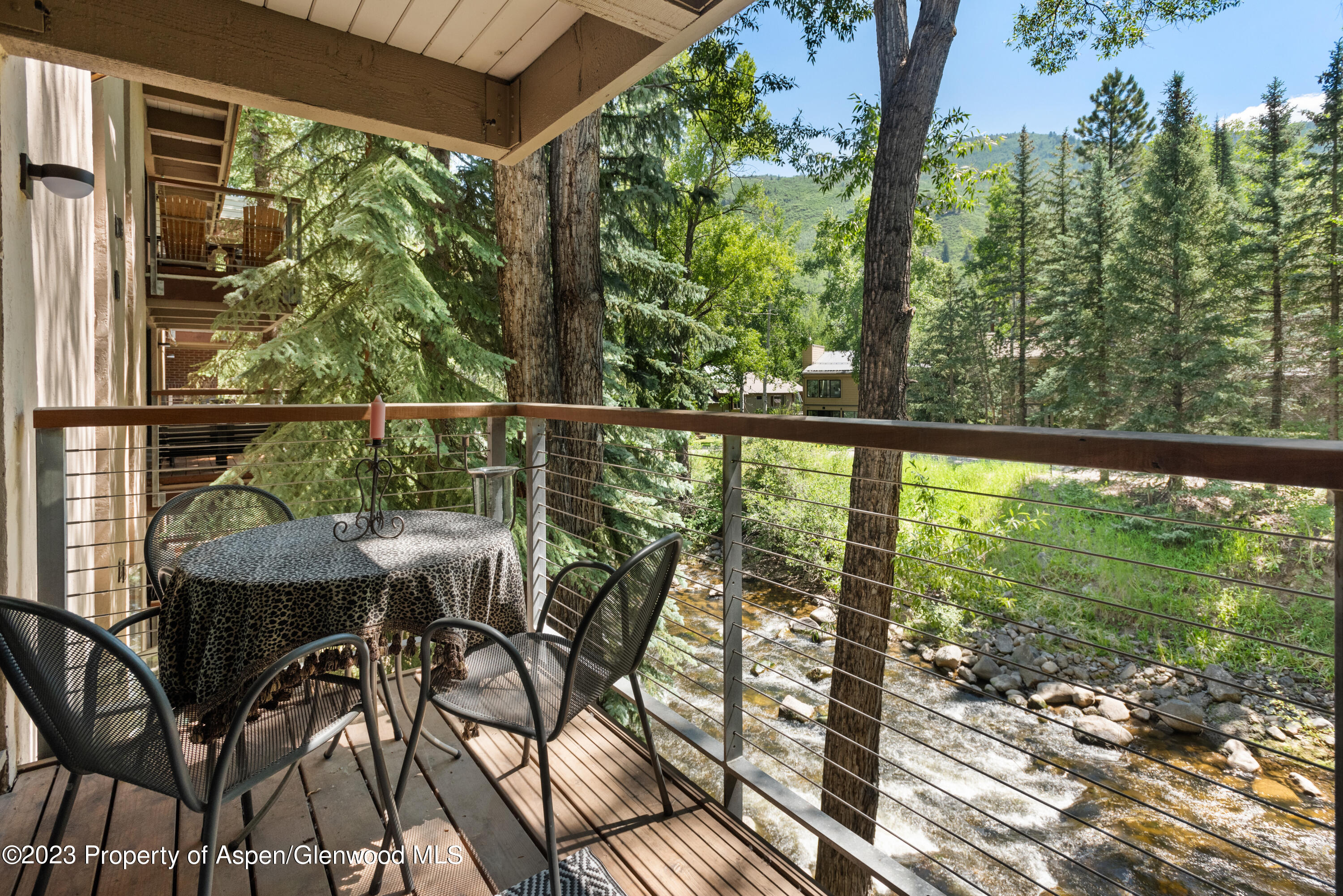 1034 E Cooper Avenue Unit: 10