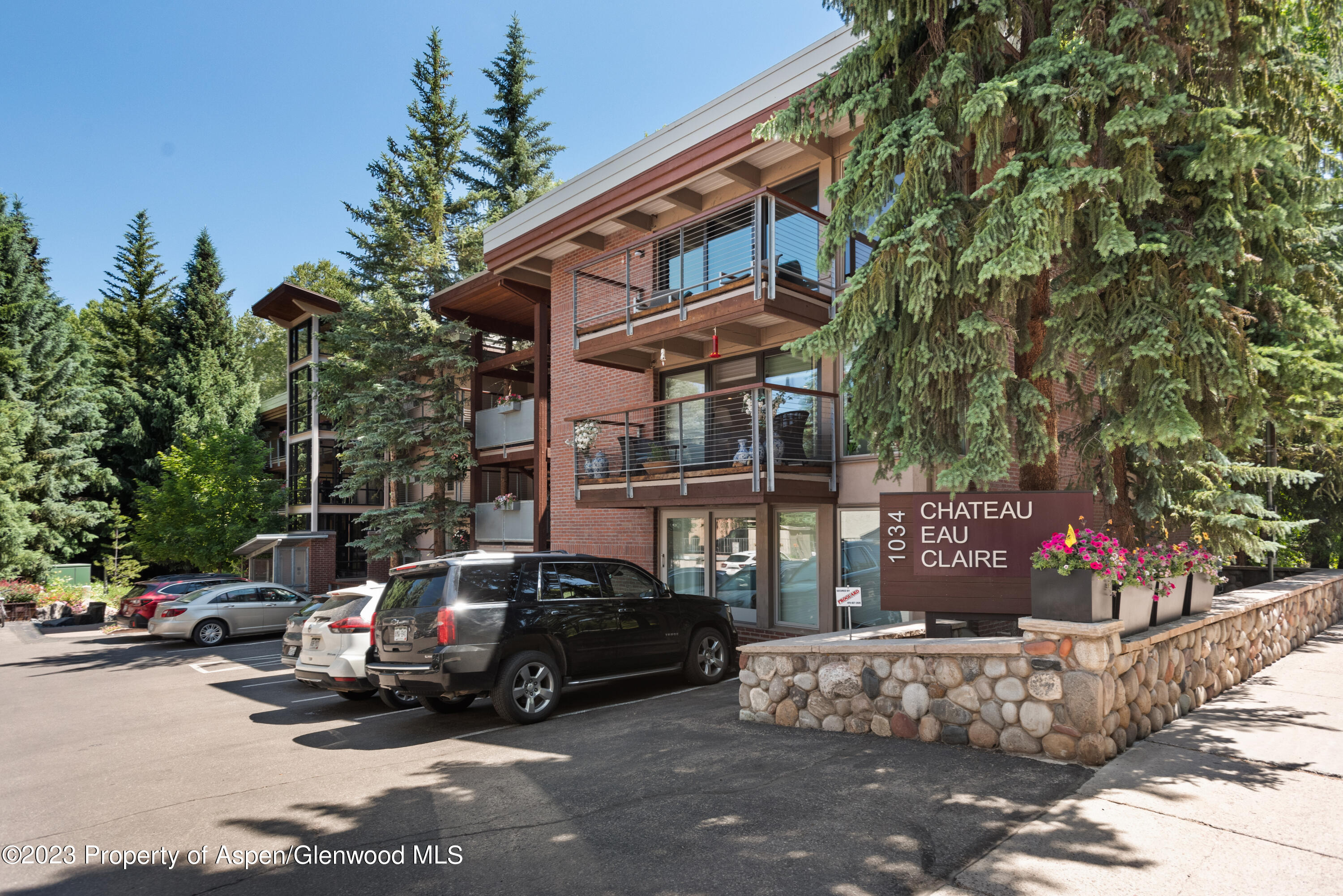 1034 E Cooper Avenue Unit: 10