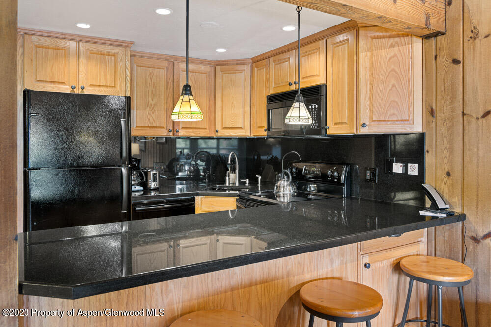 617 E Cooper Avenue Unit: 223