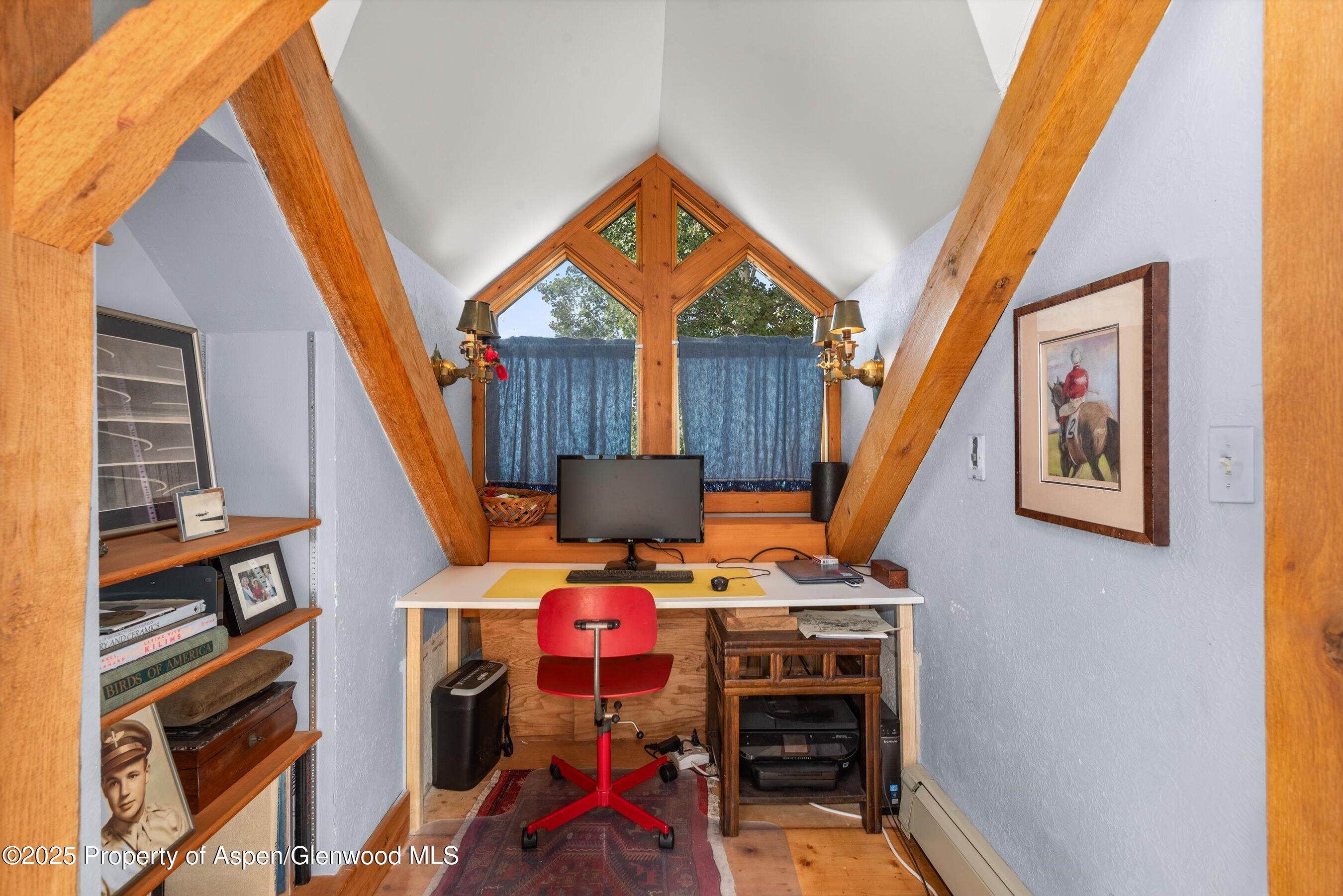927 Red Mountain Road