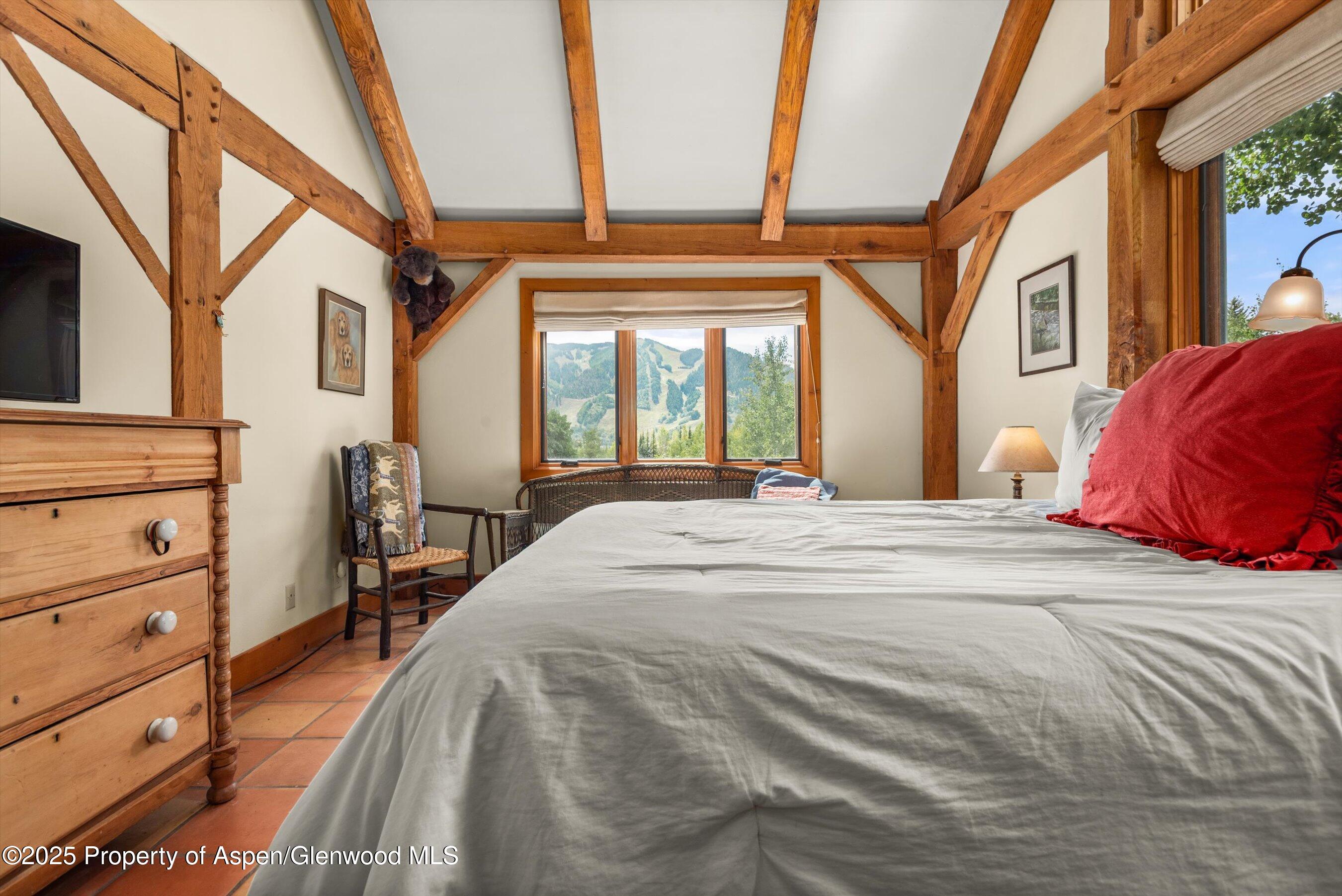 927 Red Mountain Road