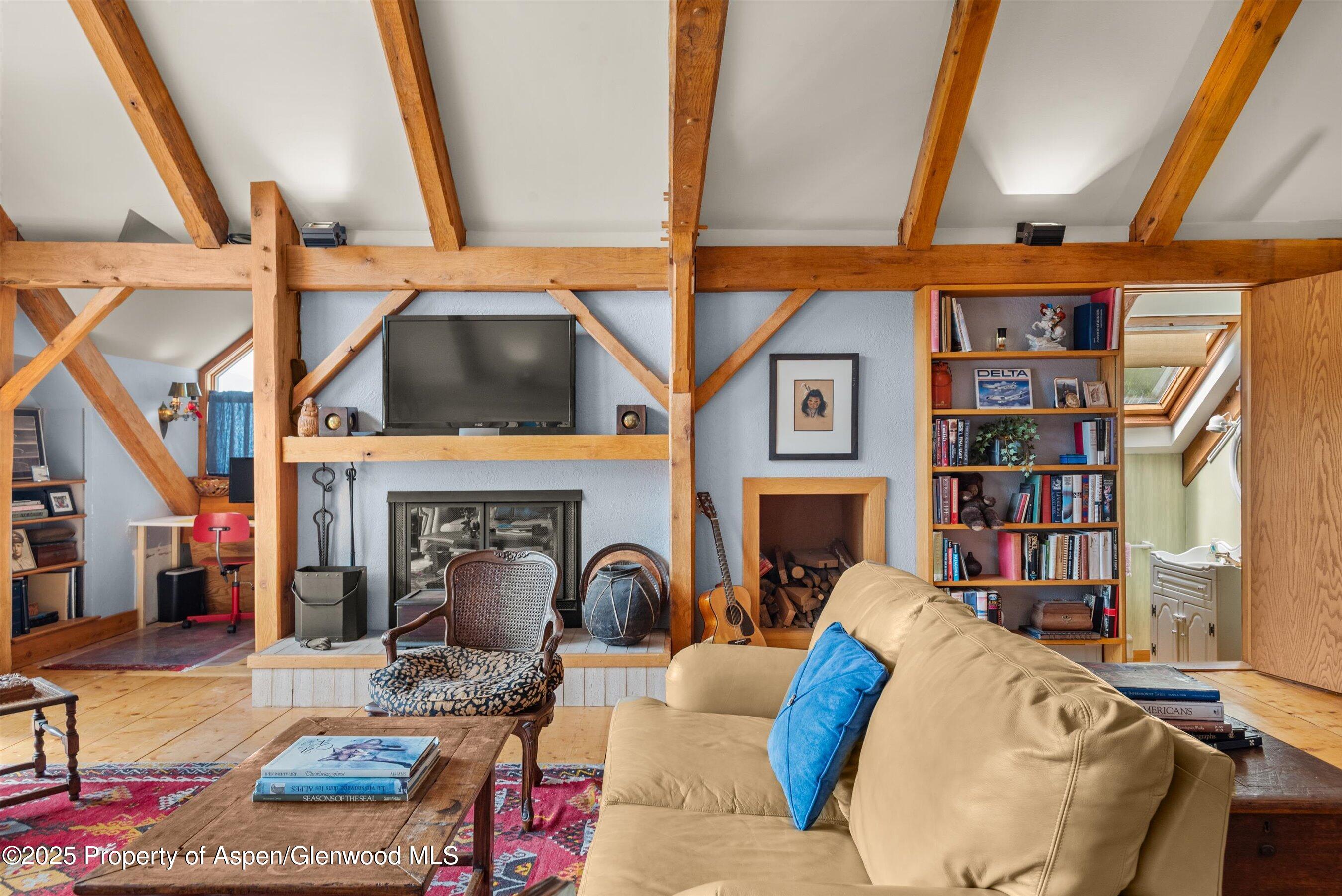 927 Red Mountain Road