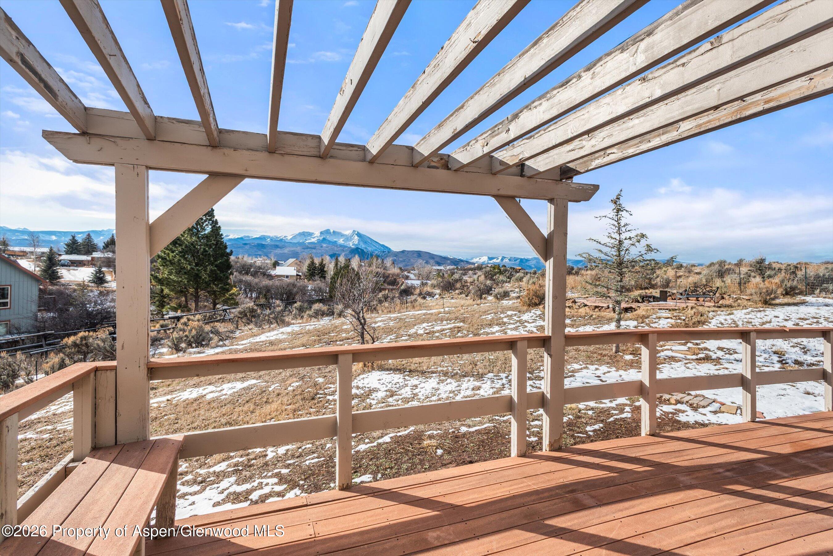 124 Deer Trail Avenue