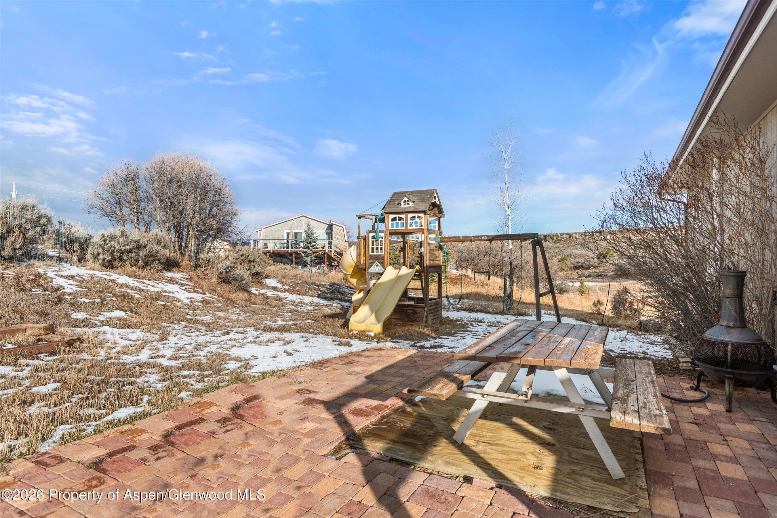 124 Deer Trail Avenue