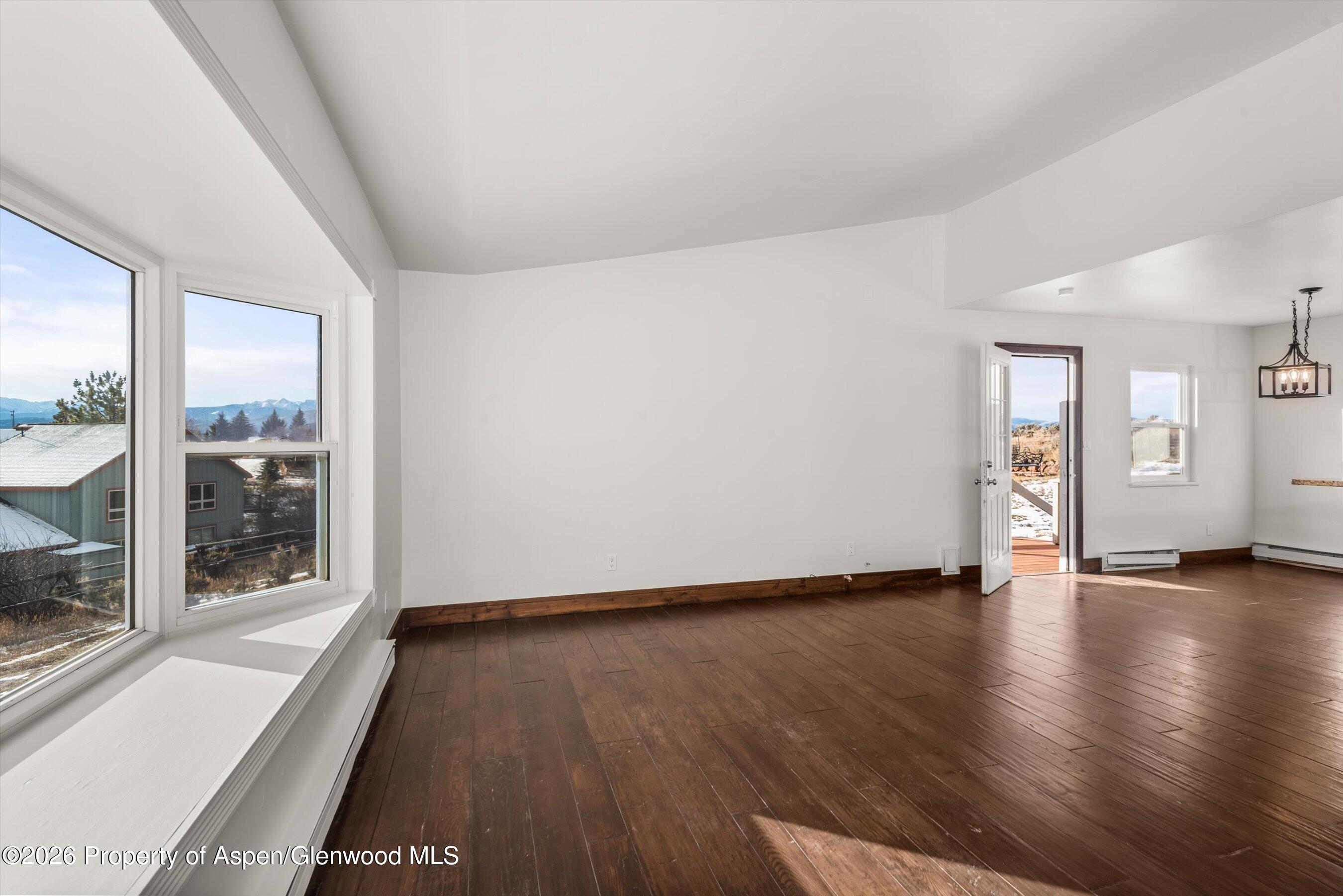 124 Deer Trail Avenue