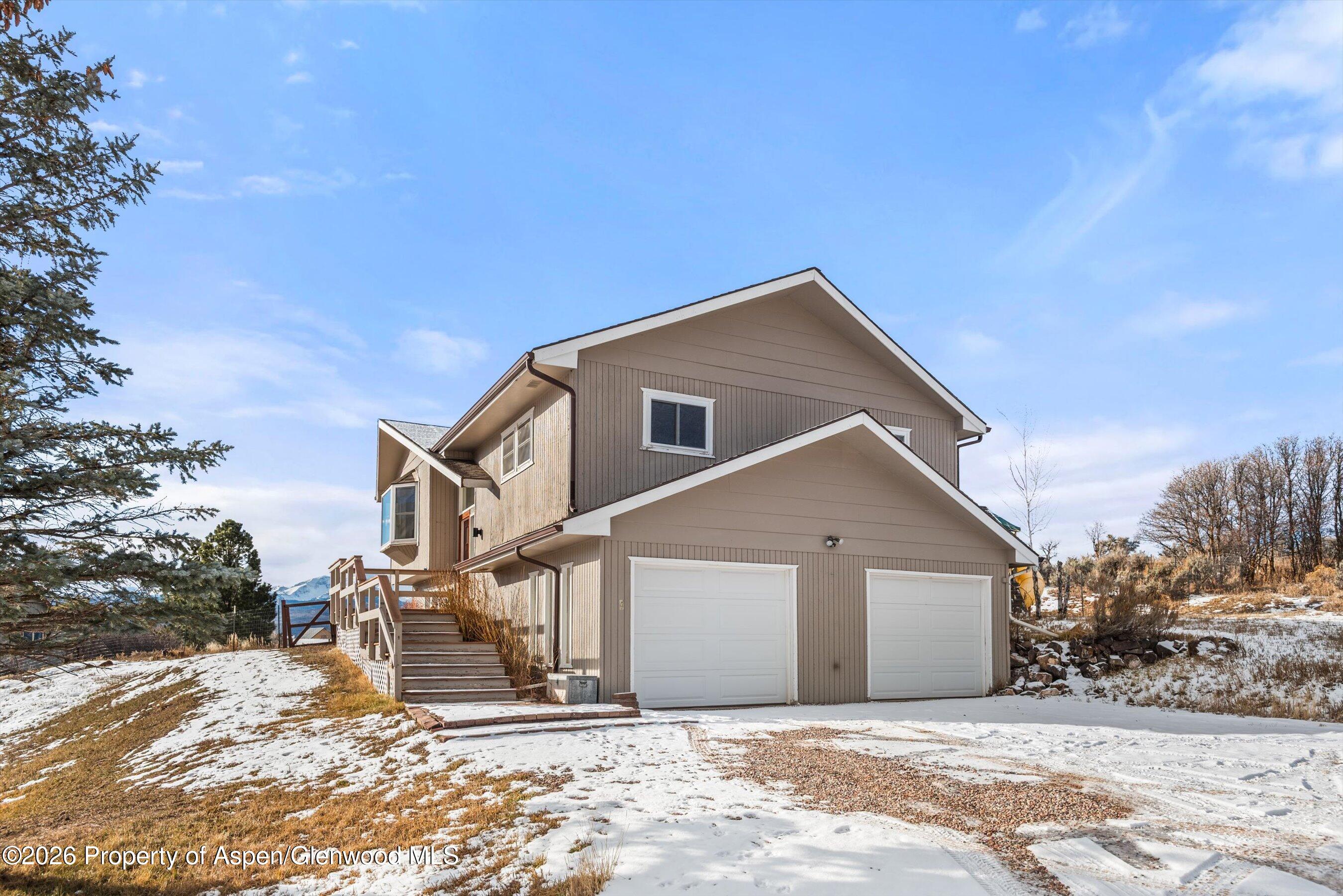 124 Deer Trail Avenue