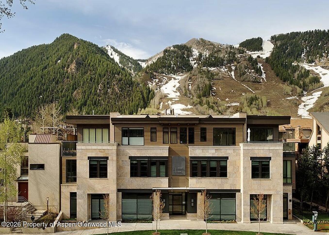 625 E Main Street 204