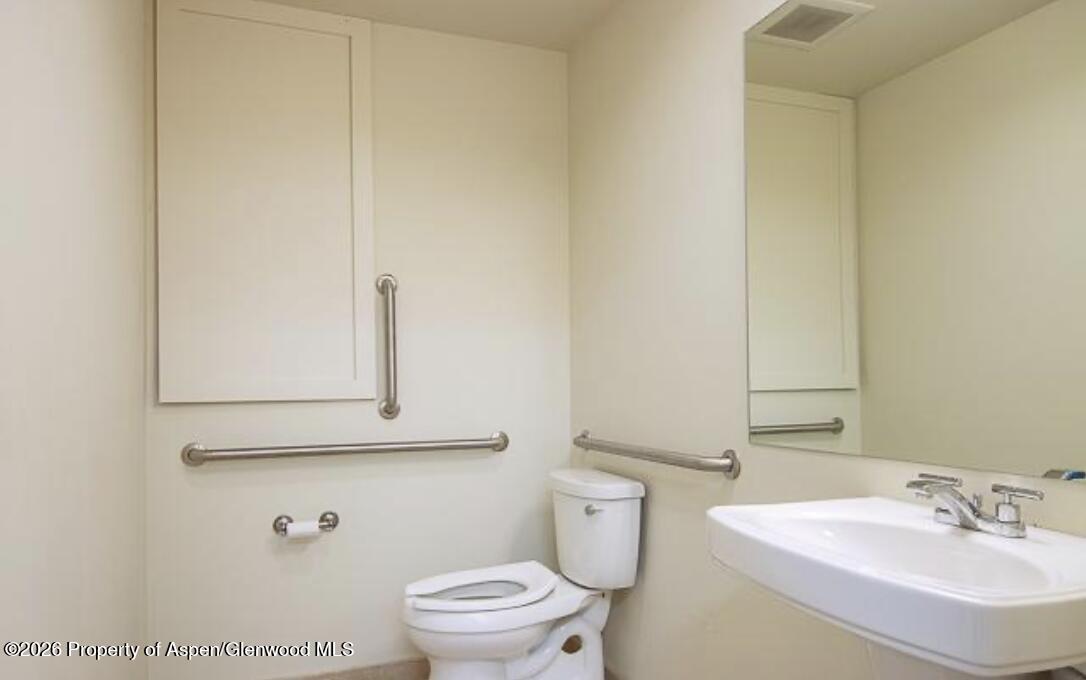 625 E Main Street 204