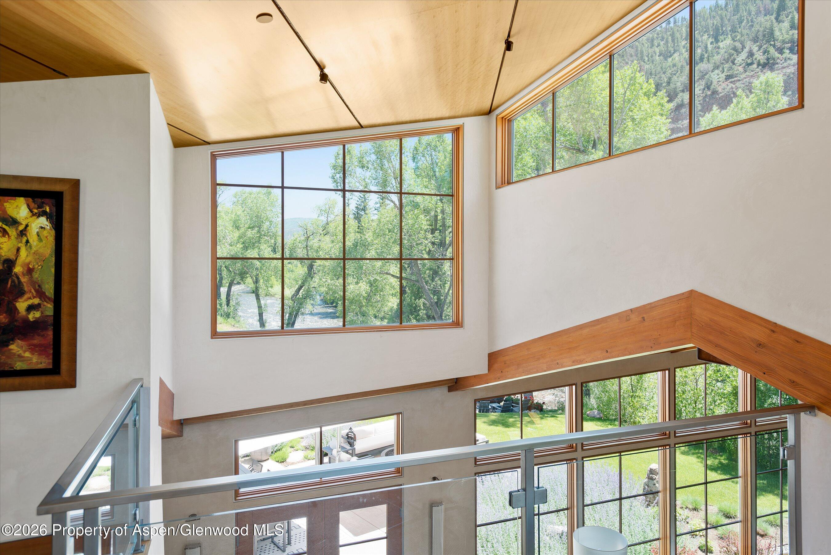 2556 Lower River Road