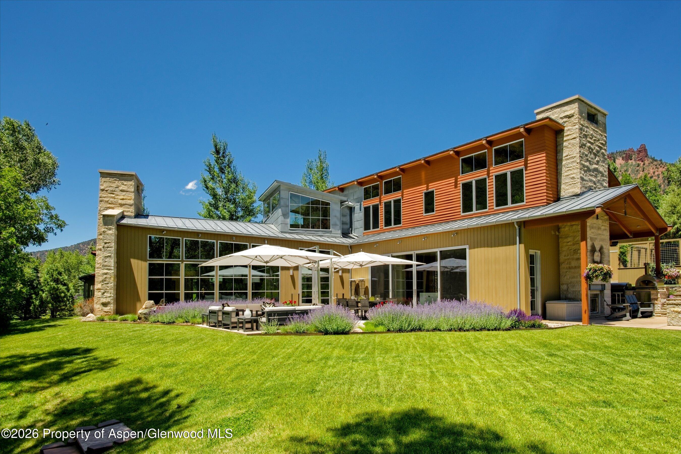 2556 Lower River Road