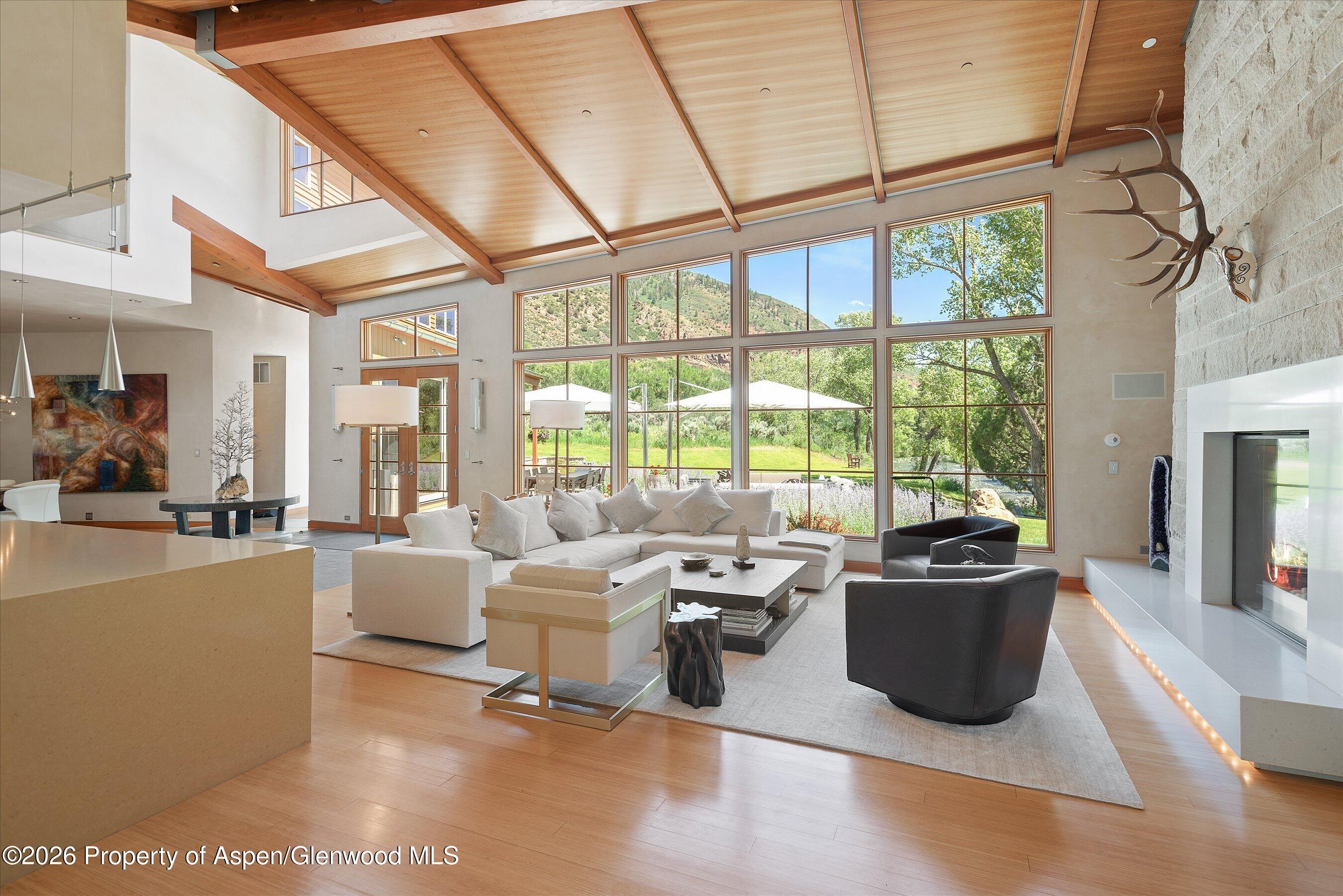 2556 Lower River Road