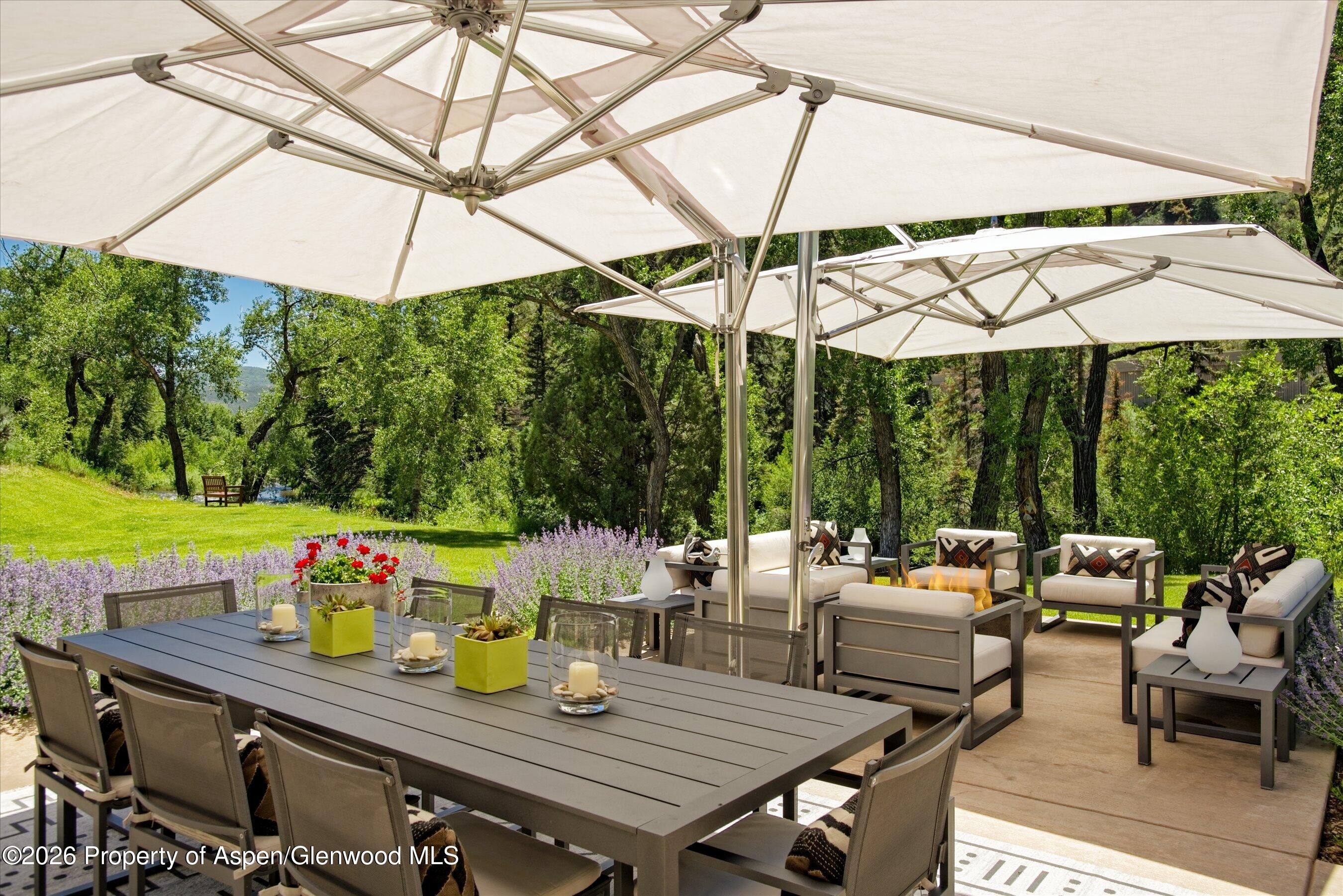 2556 Lower River Road