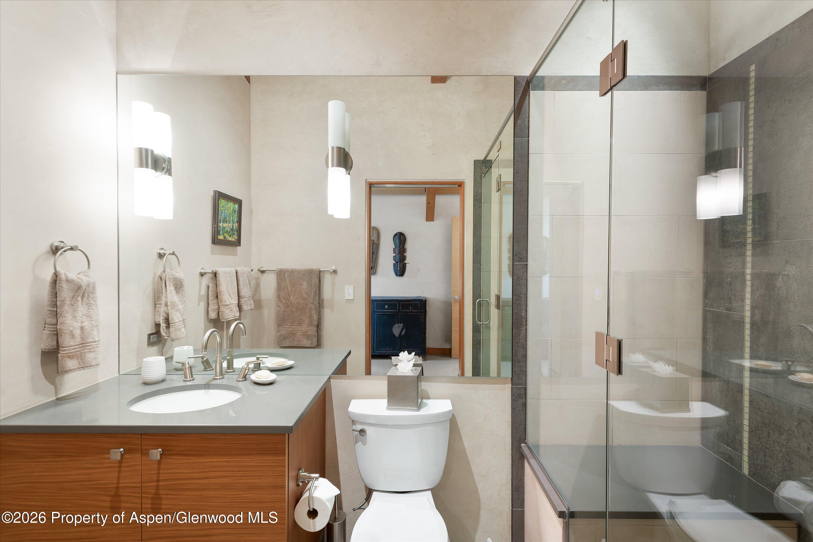 2556 Lower River Road