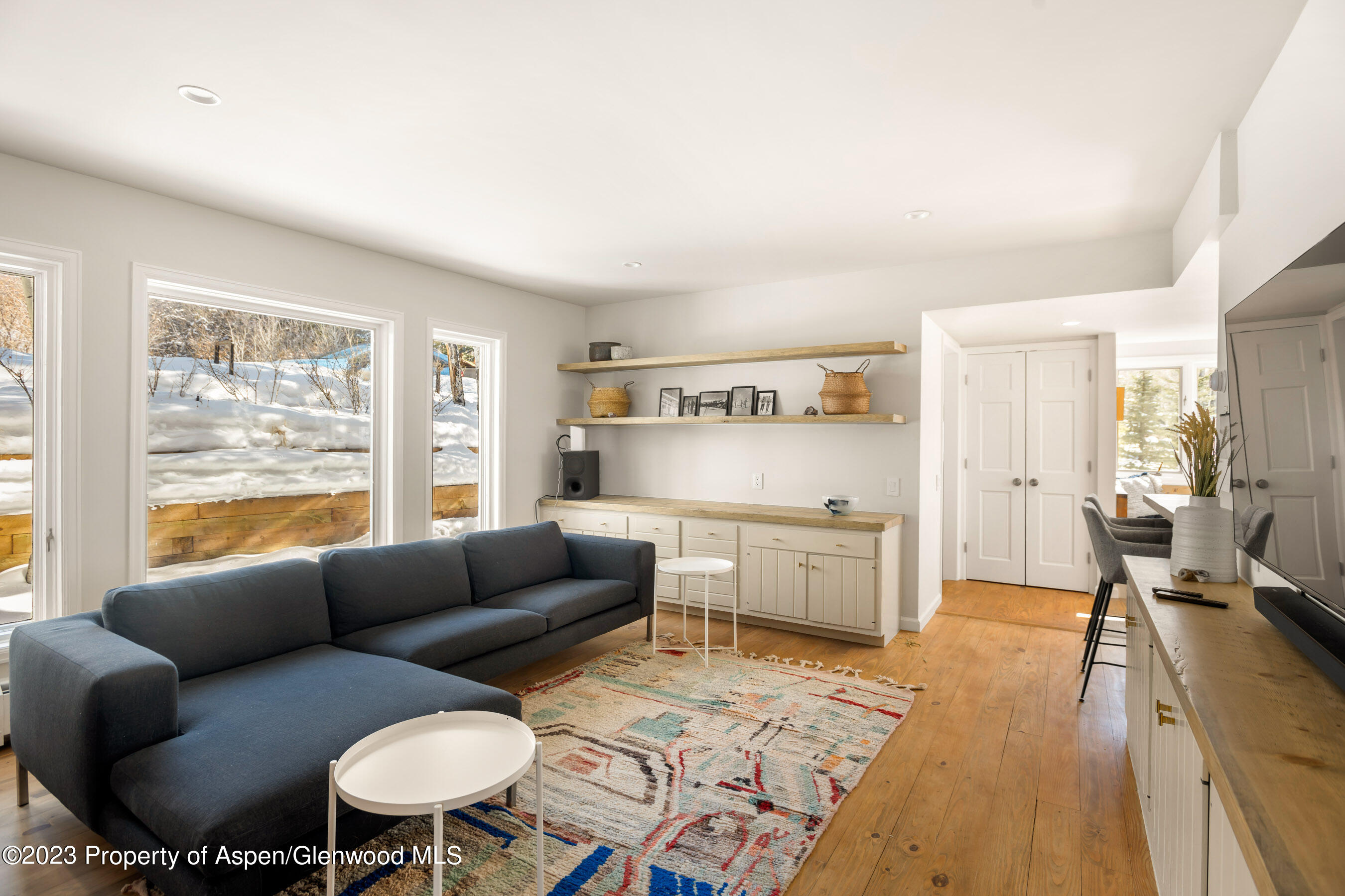 1036 Red Mountain Road