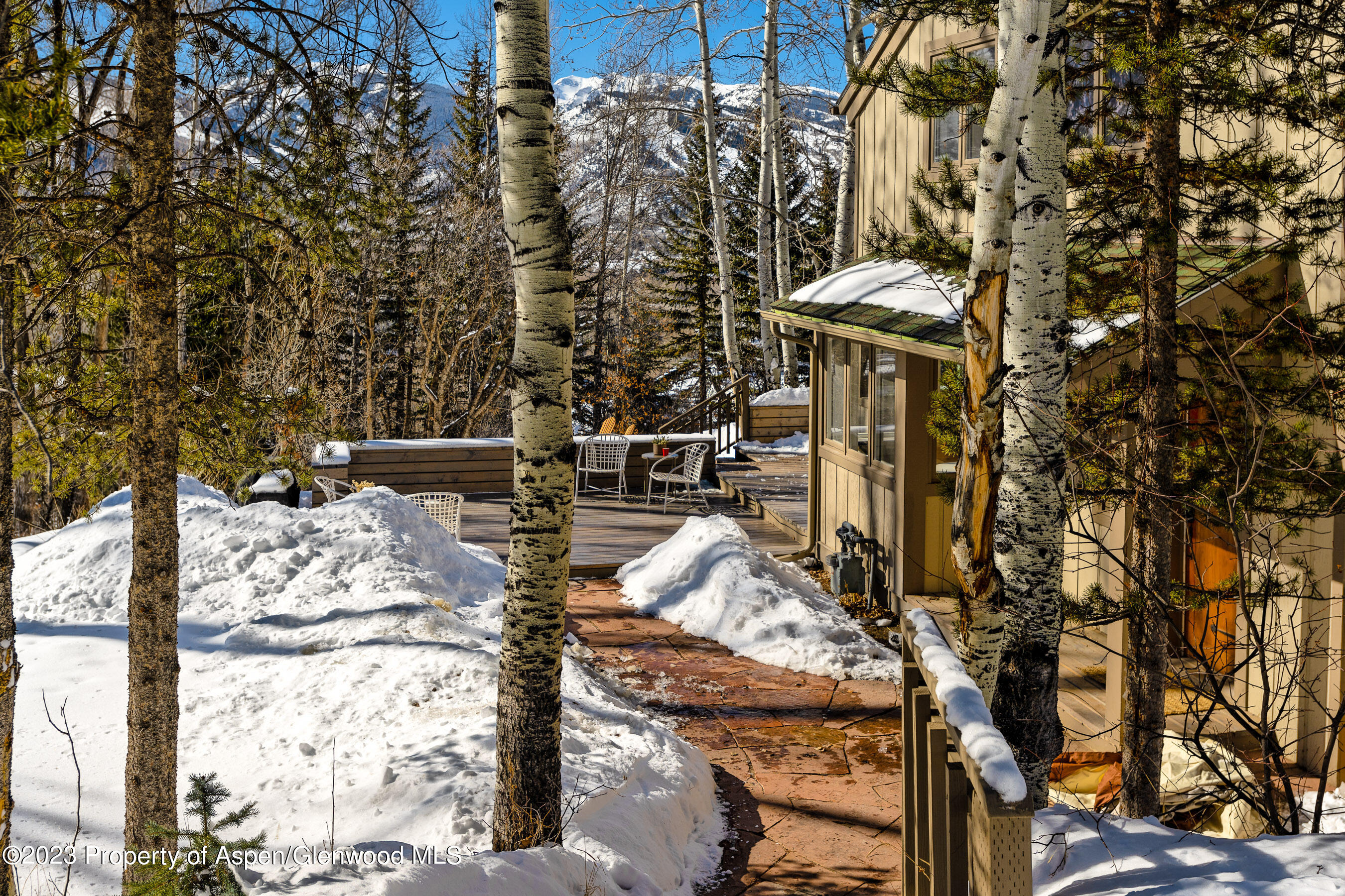 1036 Red Mountain Road