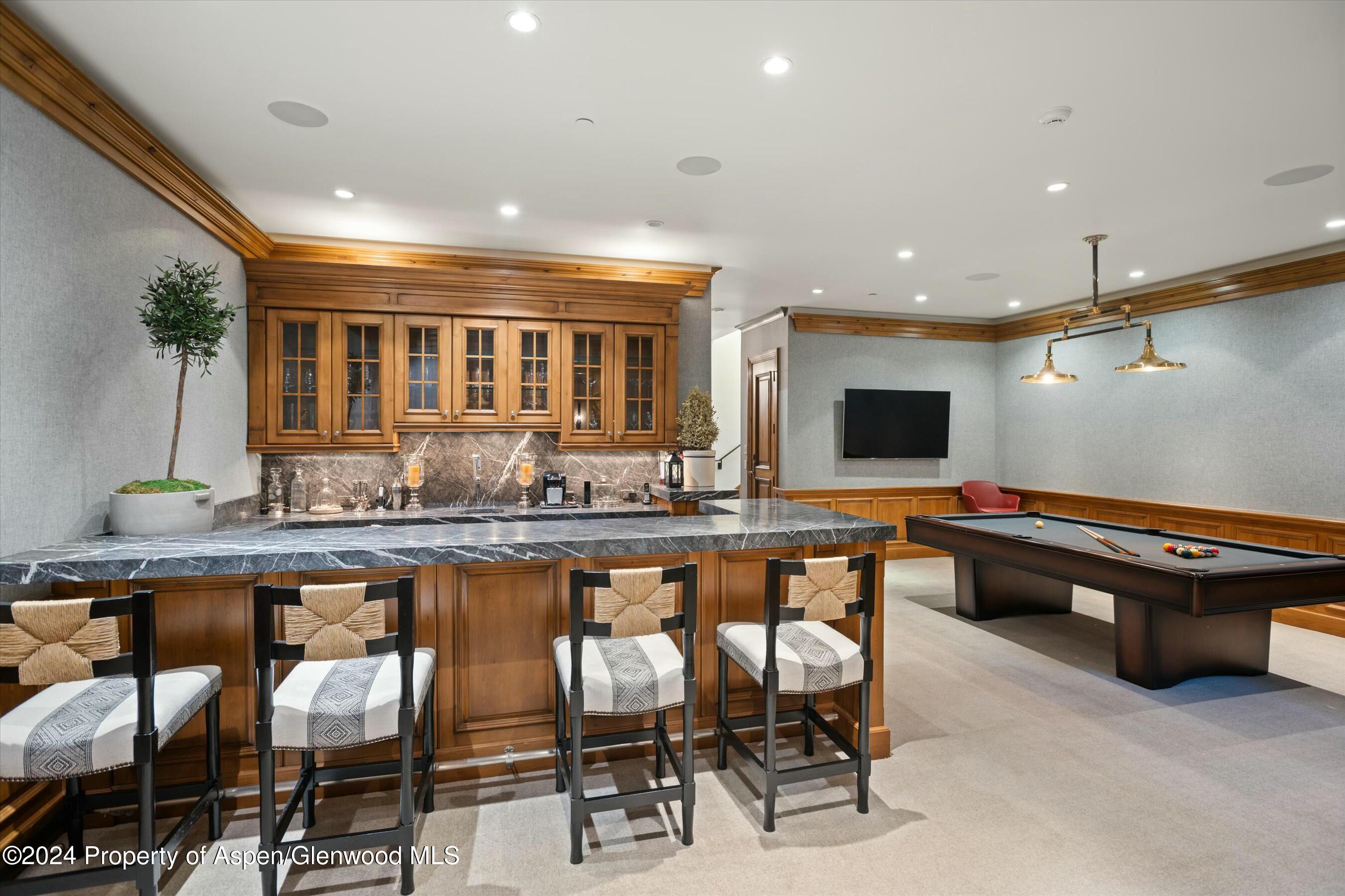 386 Pfister Drive