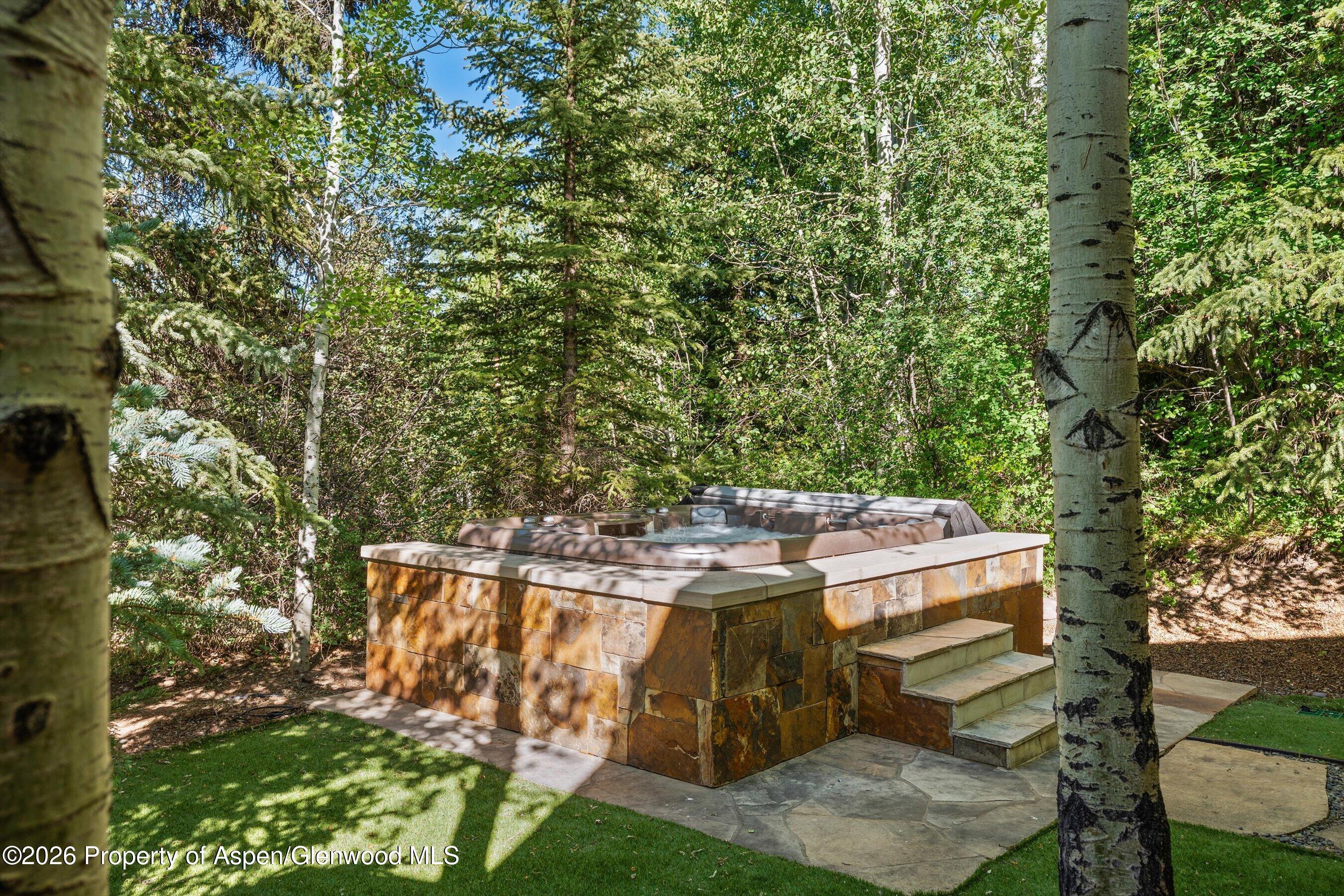 386 Pfister Drive