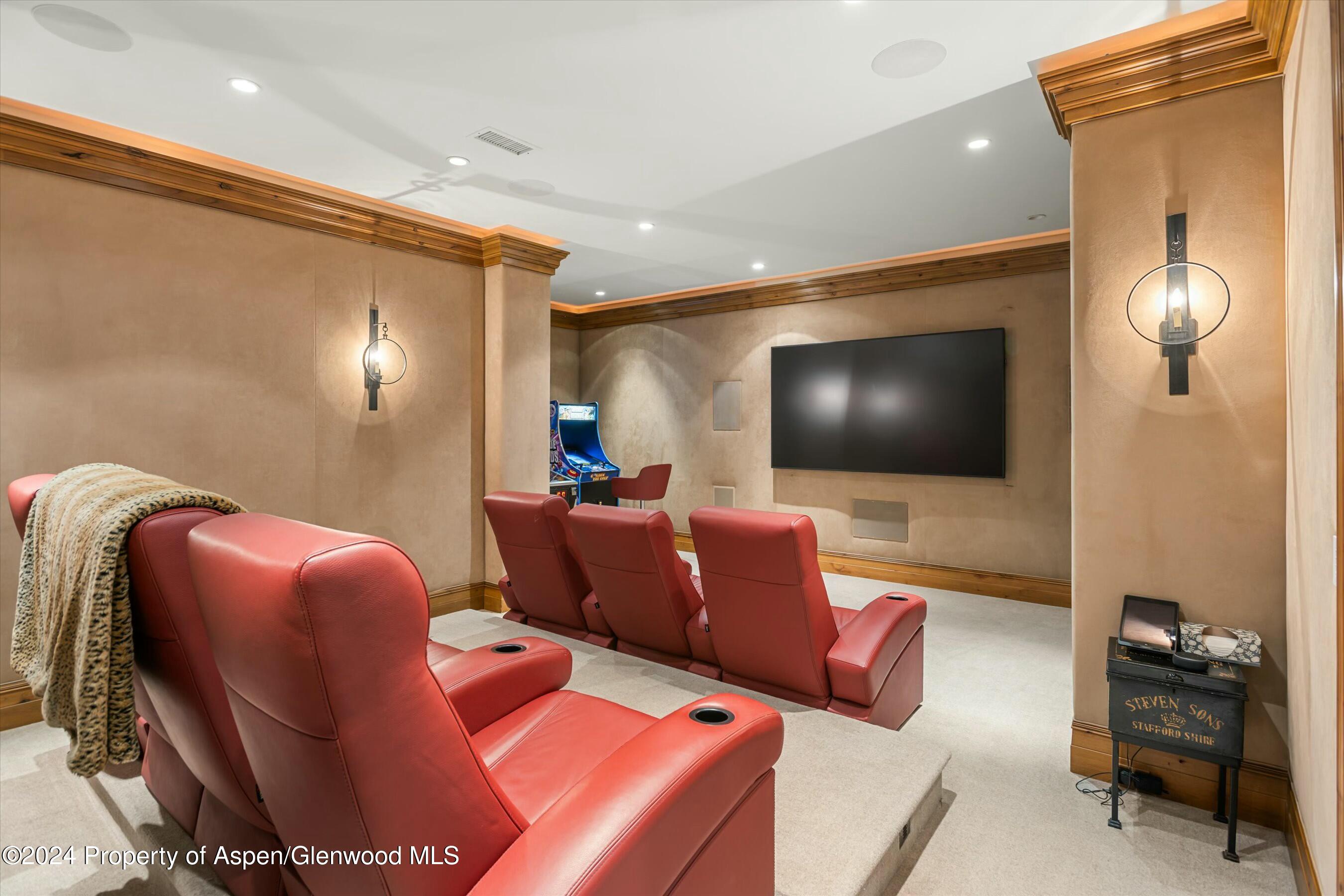 386 Pfister Drive