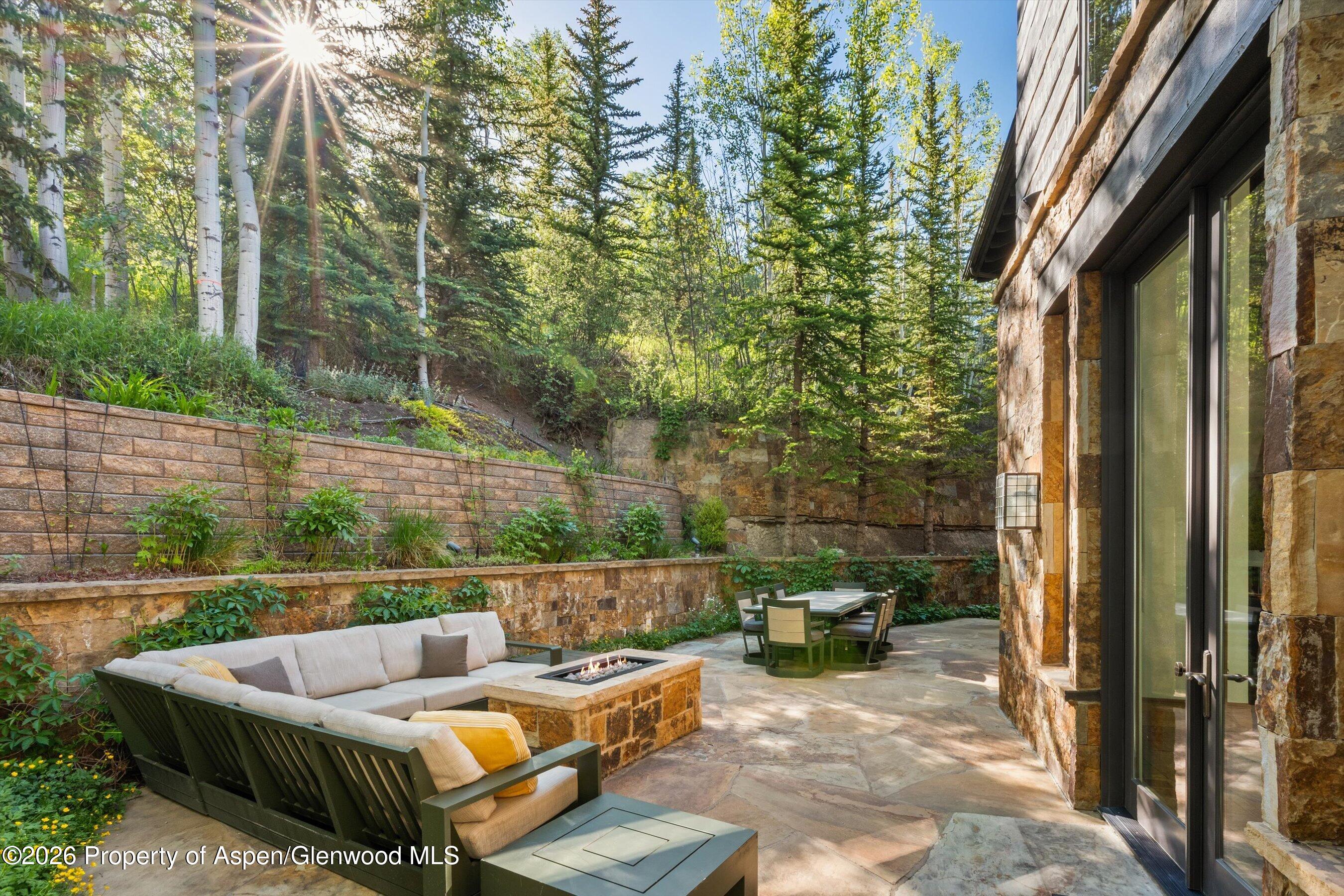 386 Pfister Drive