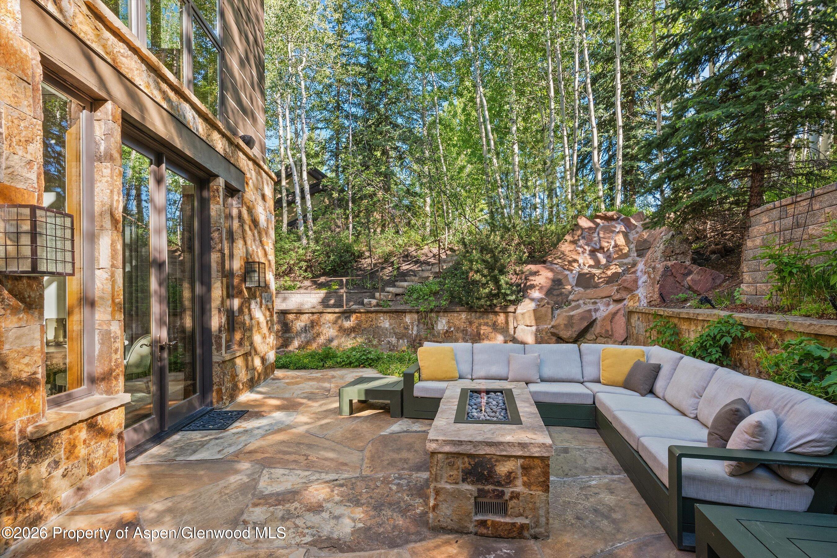 386 Pfister Drive