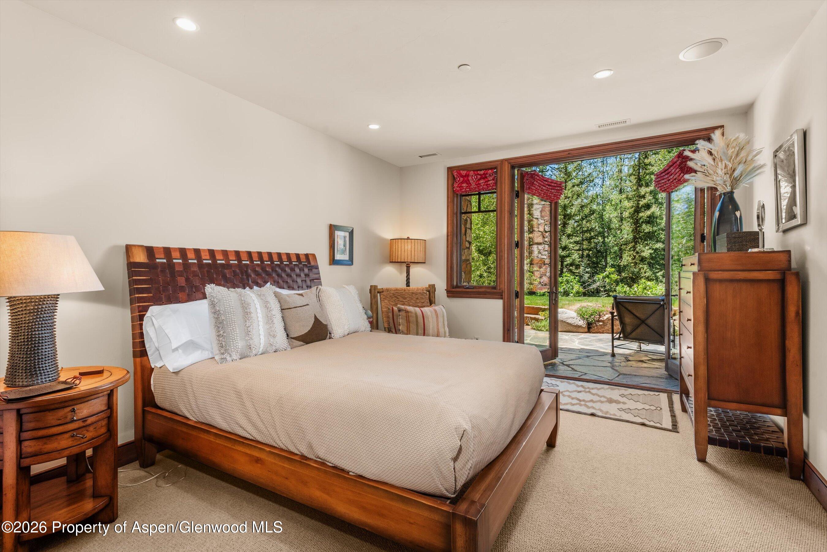 863 Hunter Creek Road