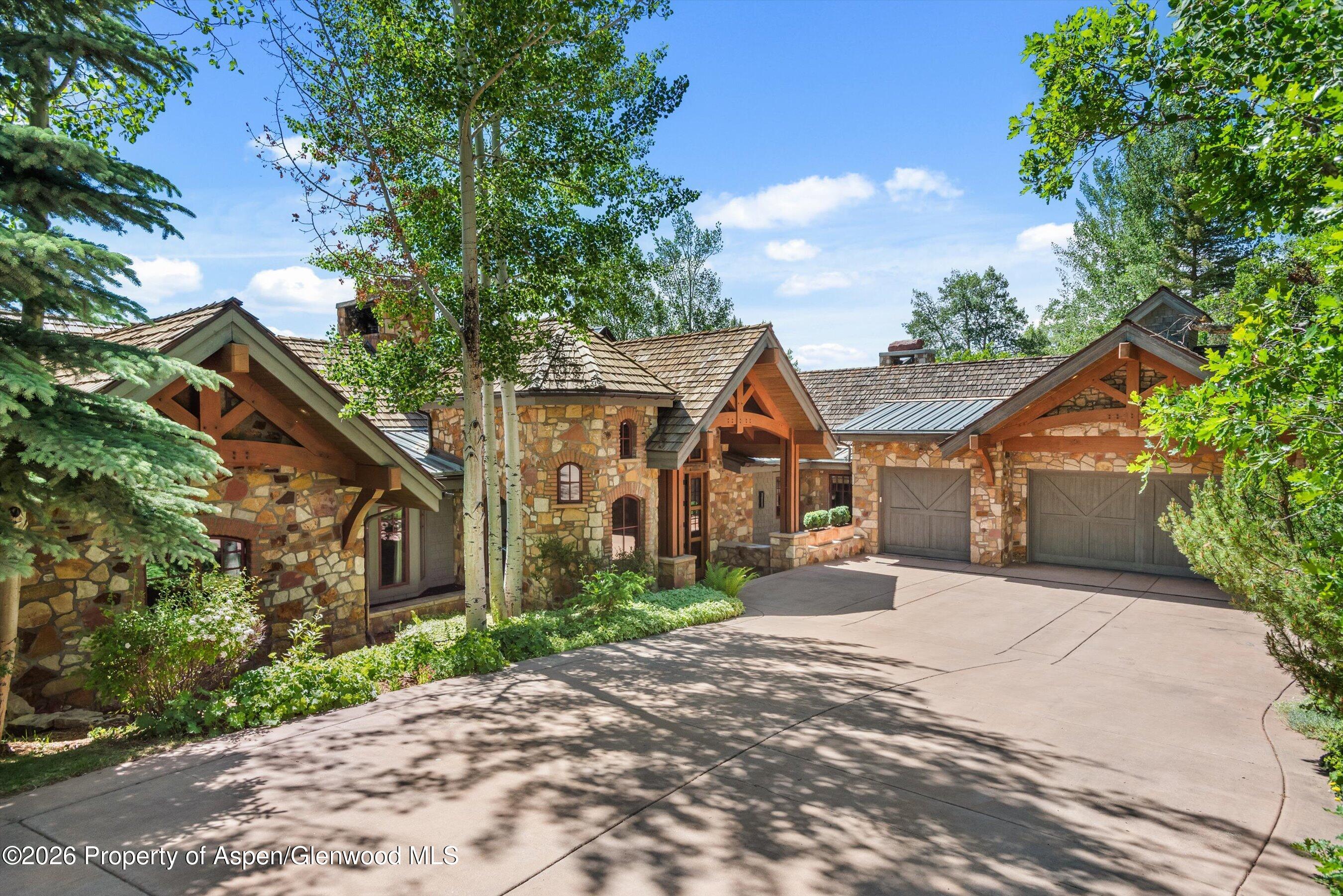 863 Hunter Creek Road